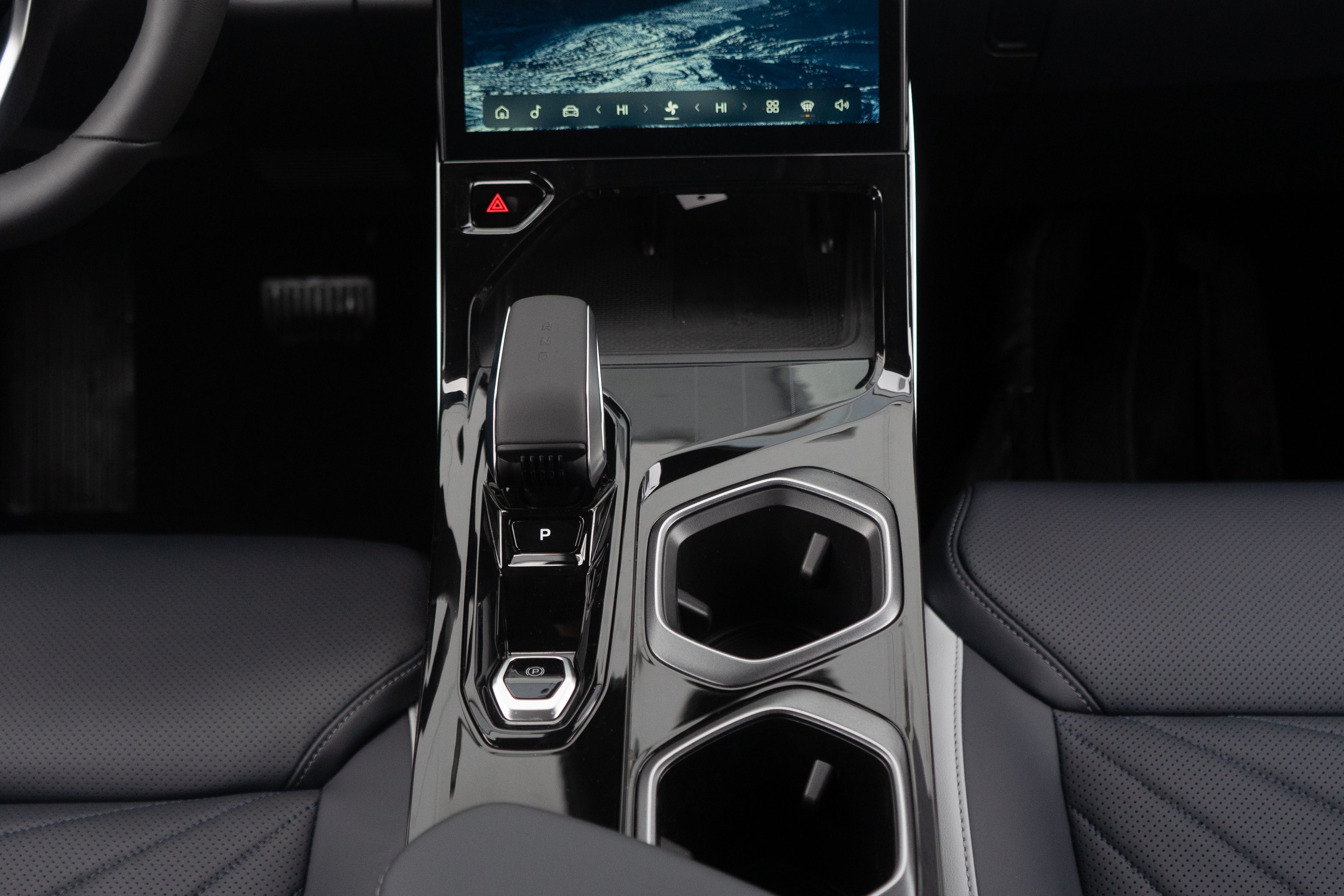 Geely ATLAS Flagship Sport
