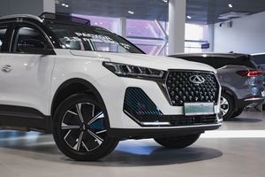 Chery Tiggo 7 Pro Plug-in Hybrid 2024 года, 0 км - вид 5