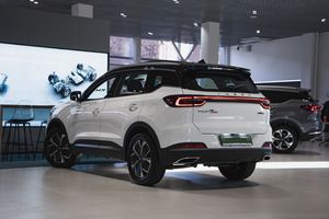 Chery Tiggo 7 Pro Plug-in Hybrid 2024 года, 0 км - вид 12