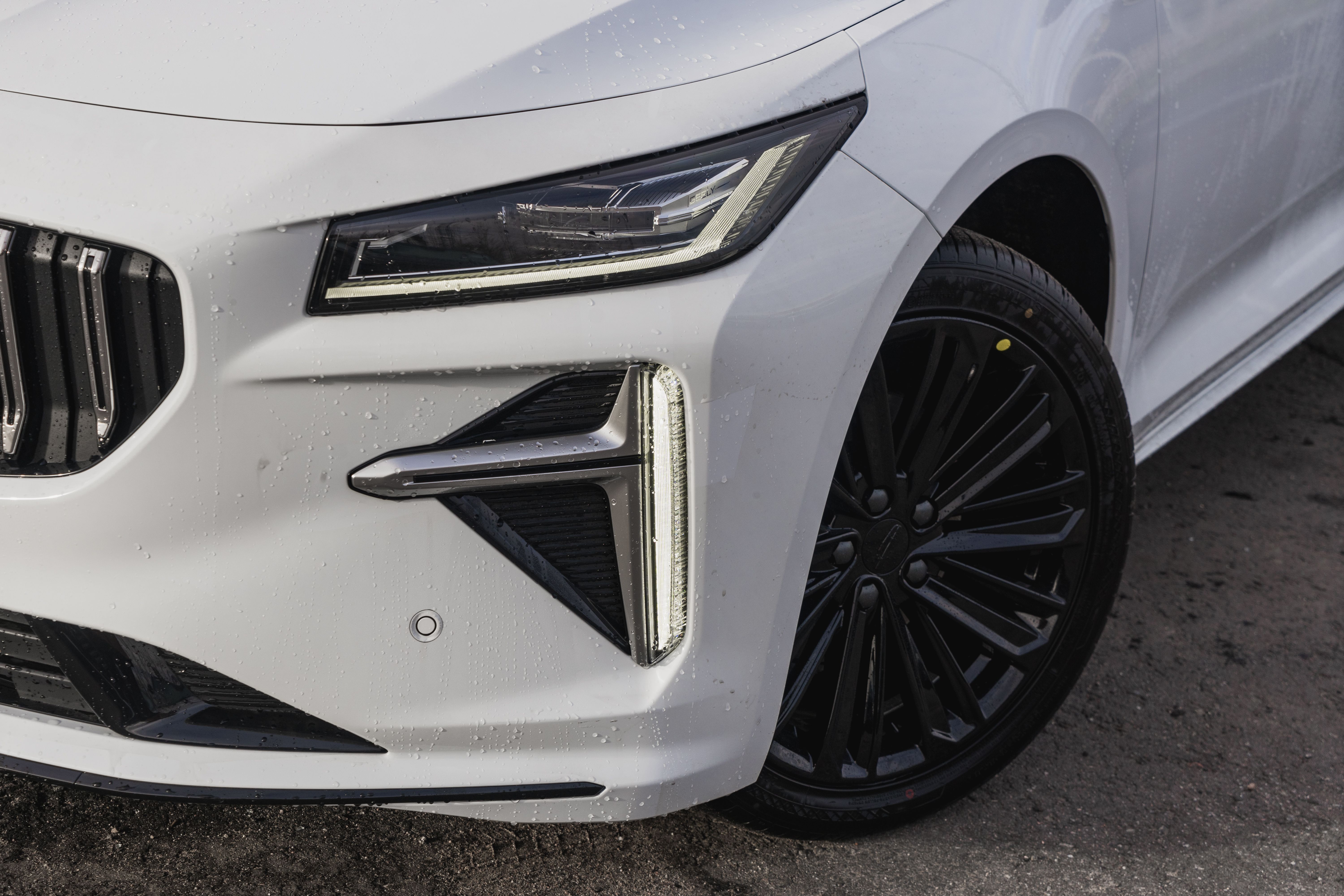 Geely Preface Flagship