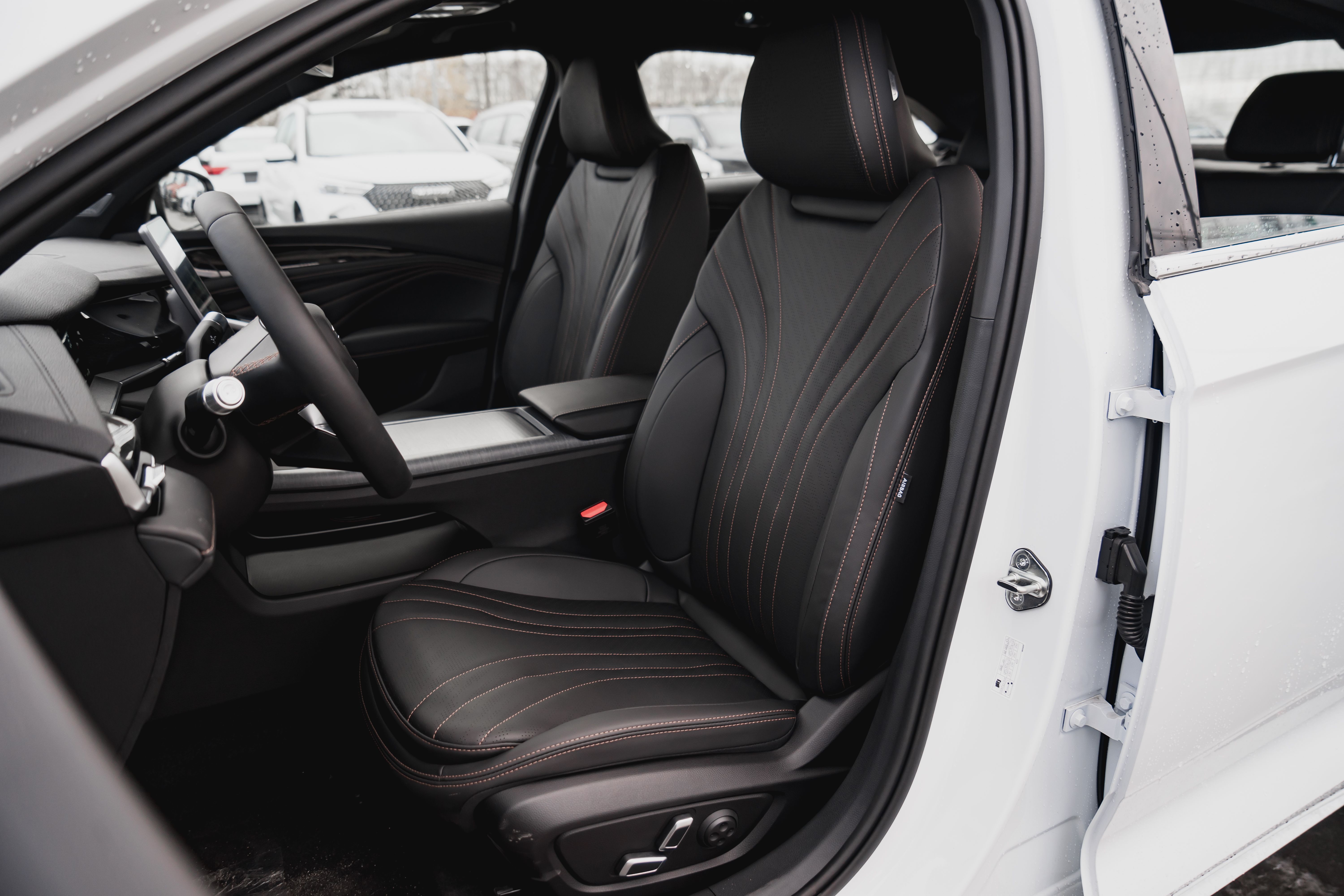Geely Preface Flagship