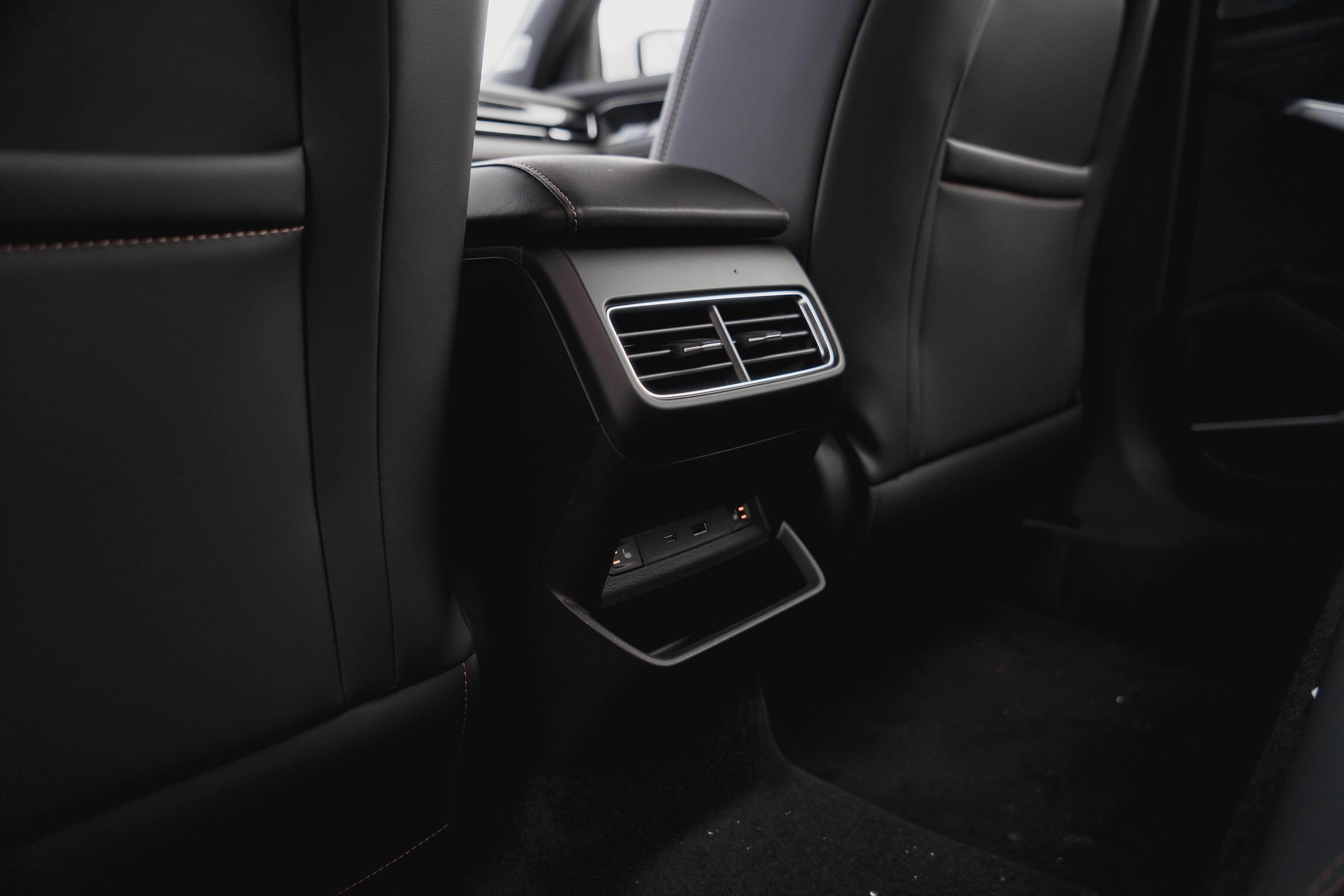 Geely Preface Flagship