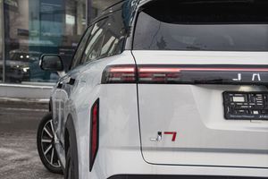 Jaecoo J7 Supreme - вид 12