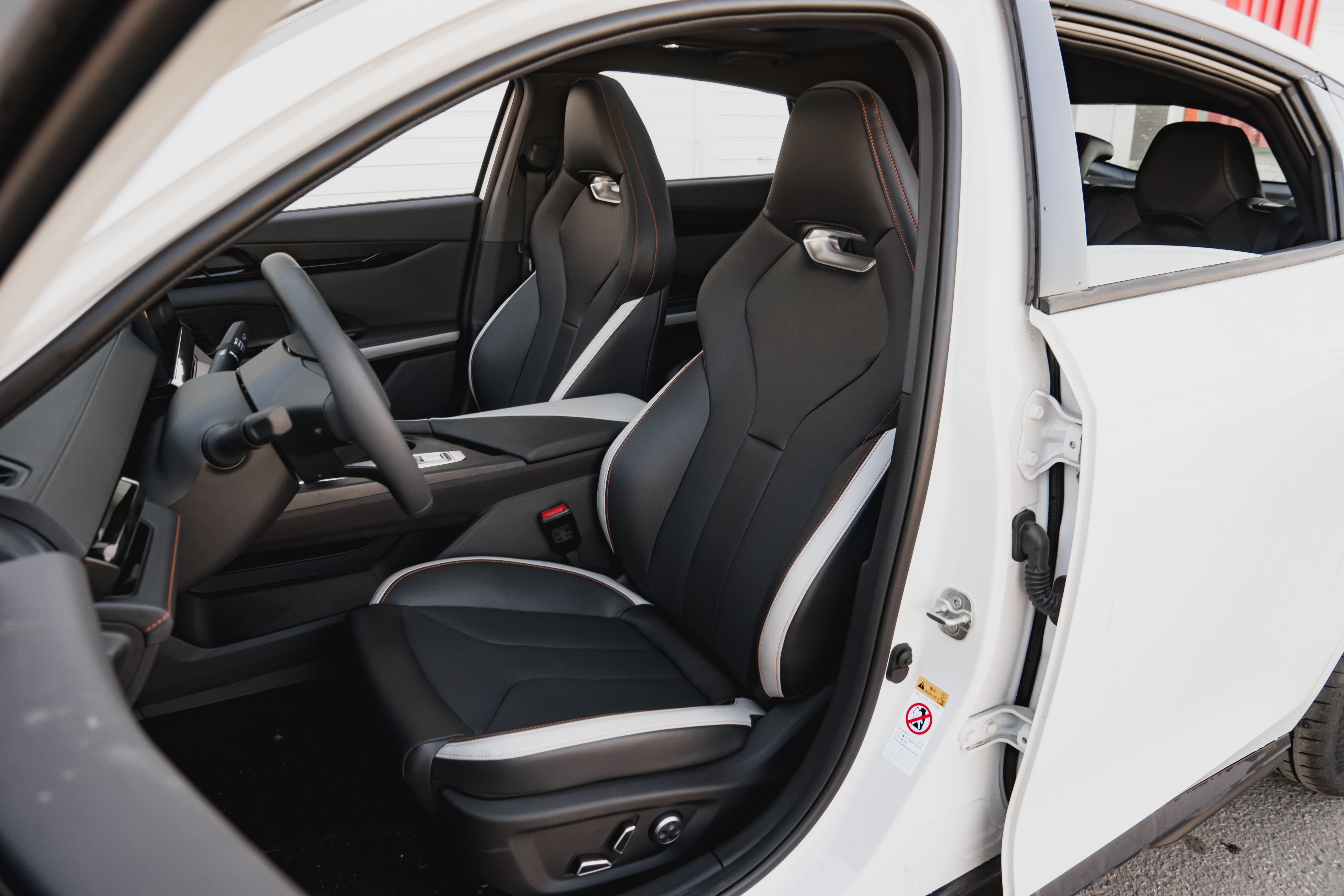 Changan UNI-V 2023 года, 0 км - вид 14
