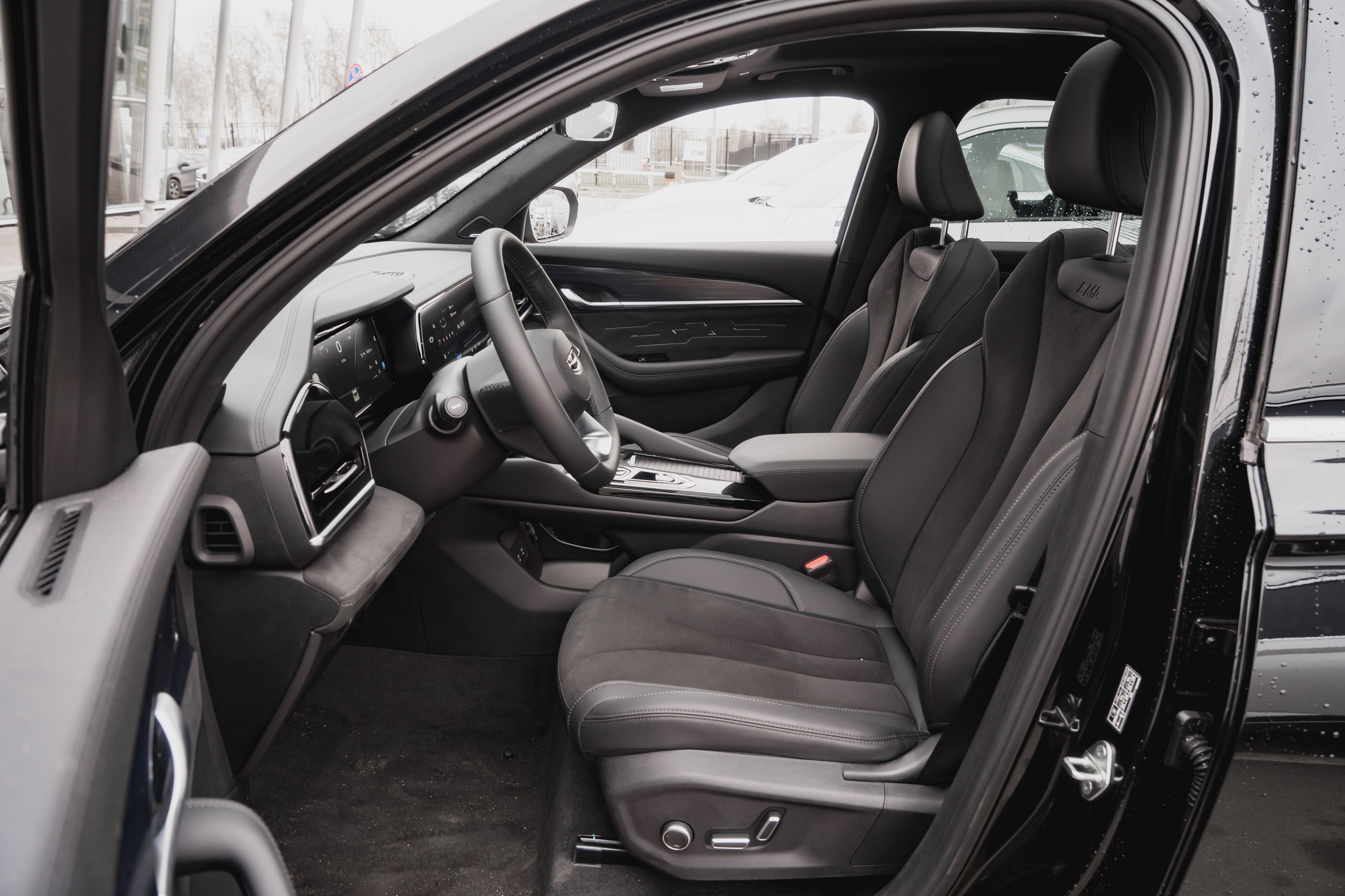 Geely MONJARO Flagship