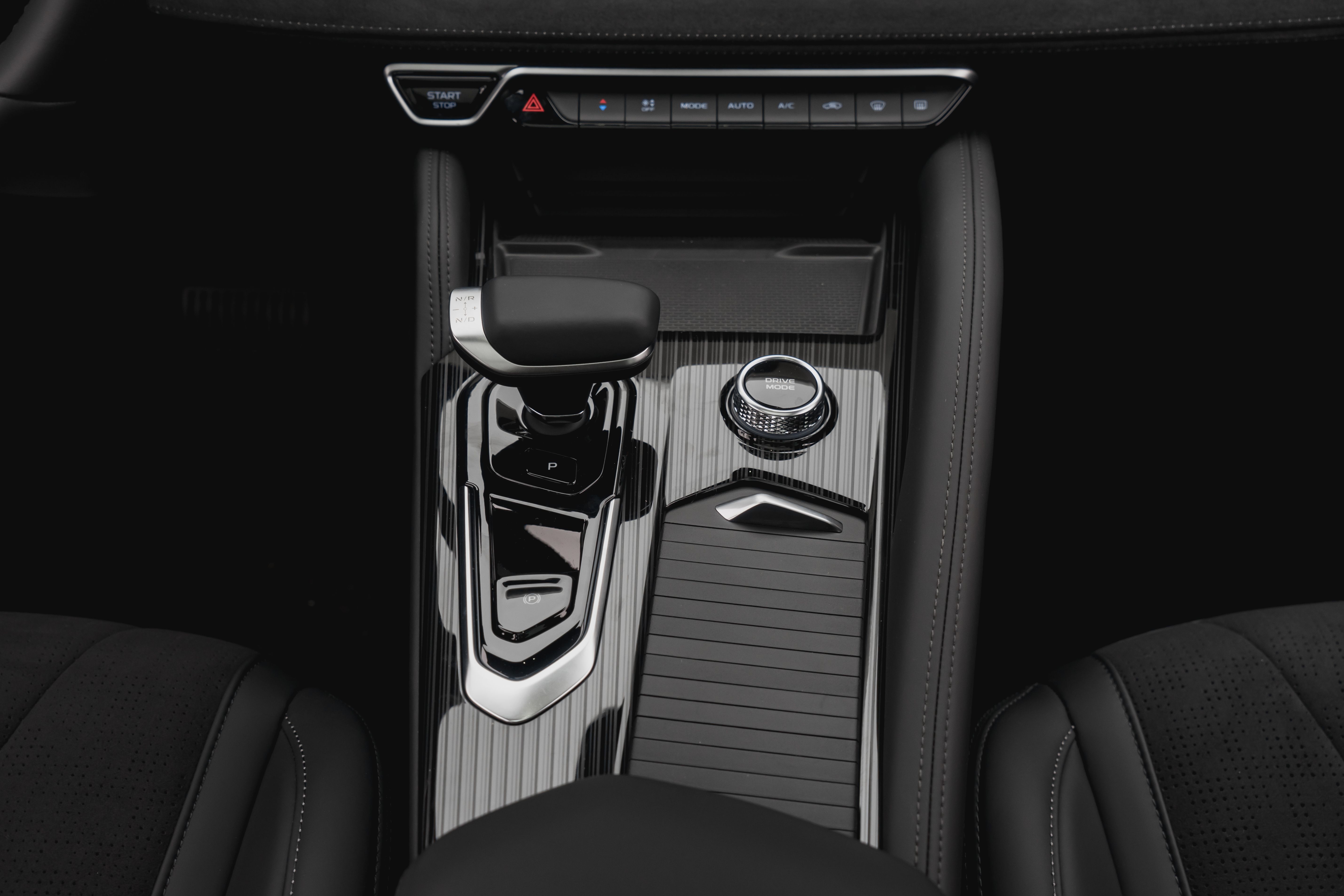 Geely MONJARO Flagship