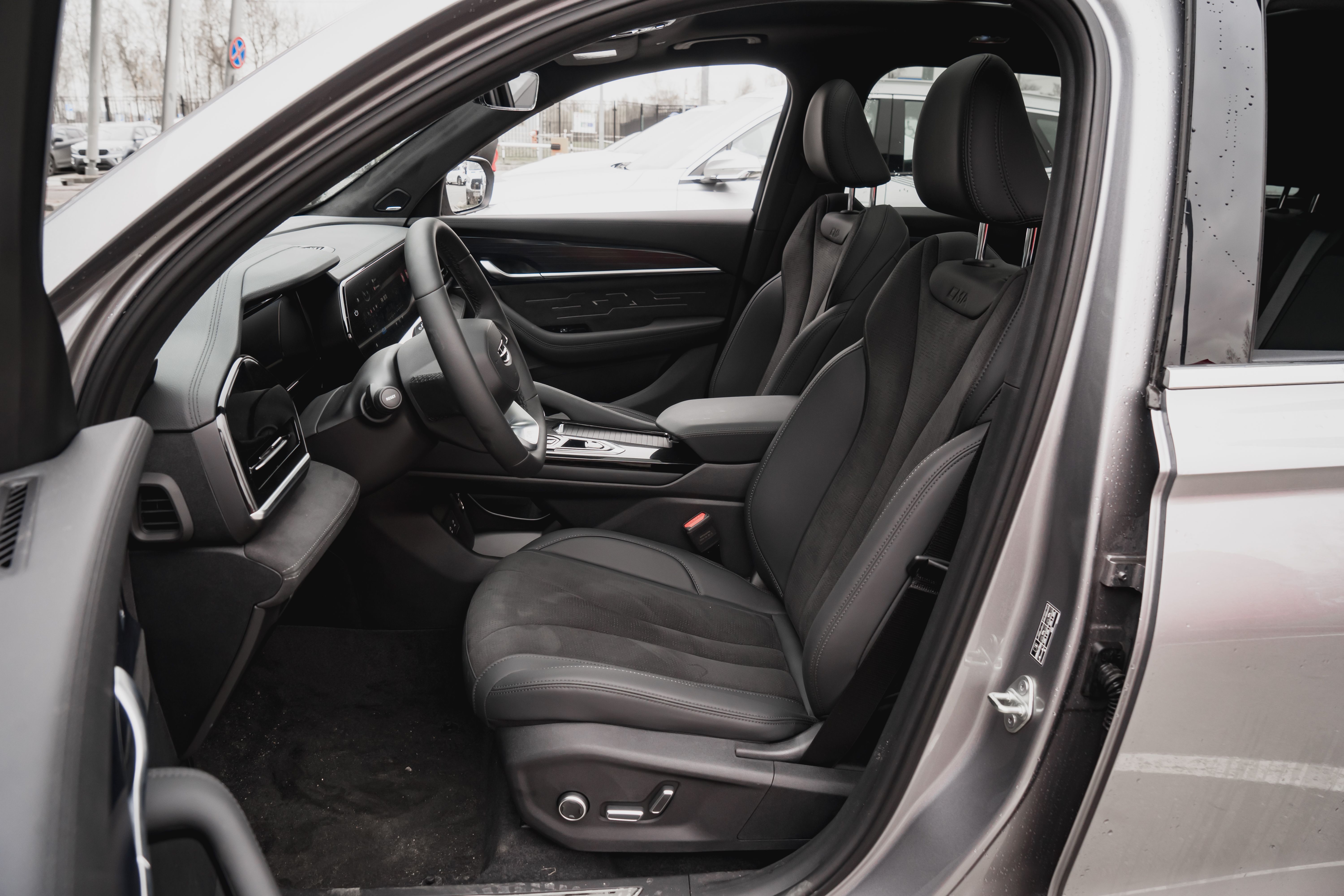 Geely MONJARO Flagship