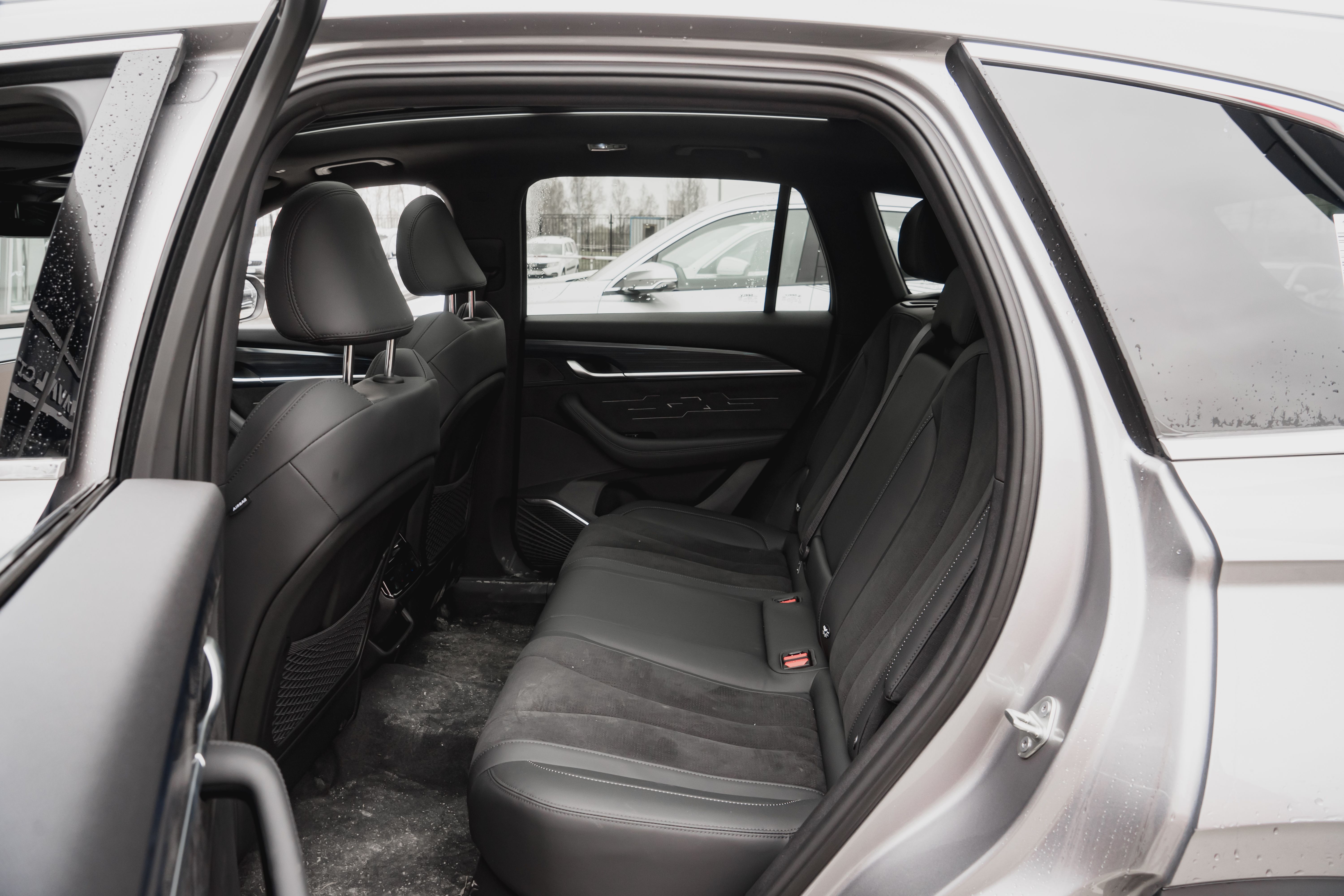 Geely MONJARO Flagship