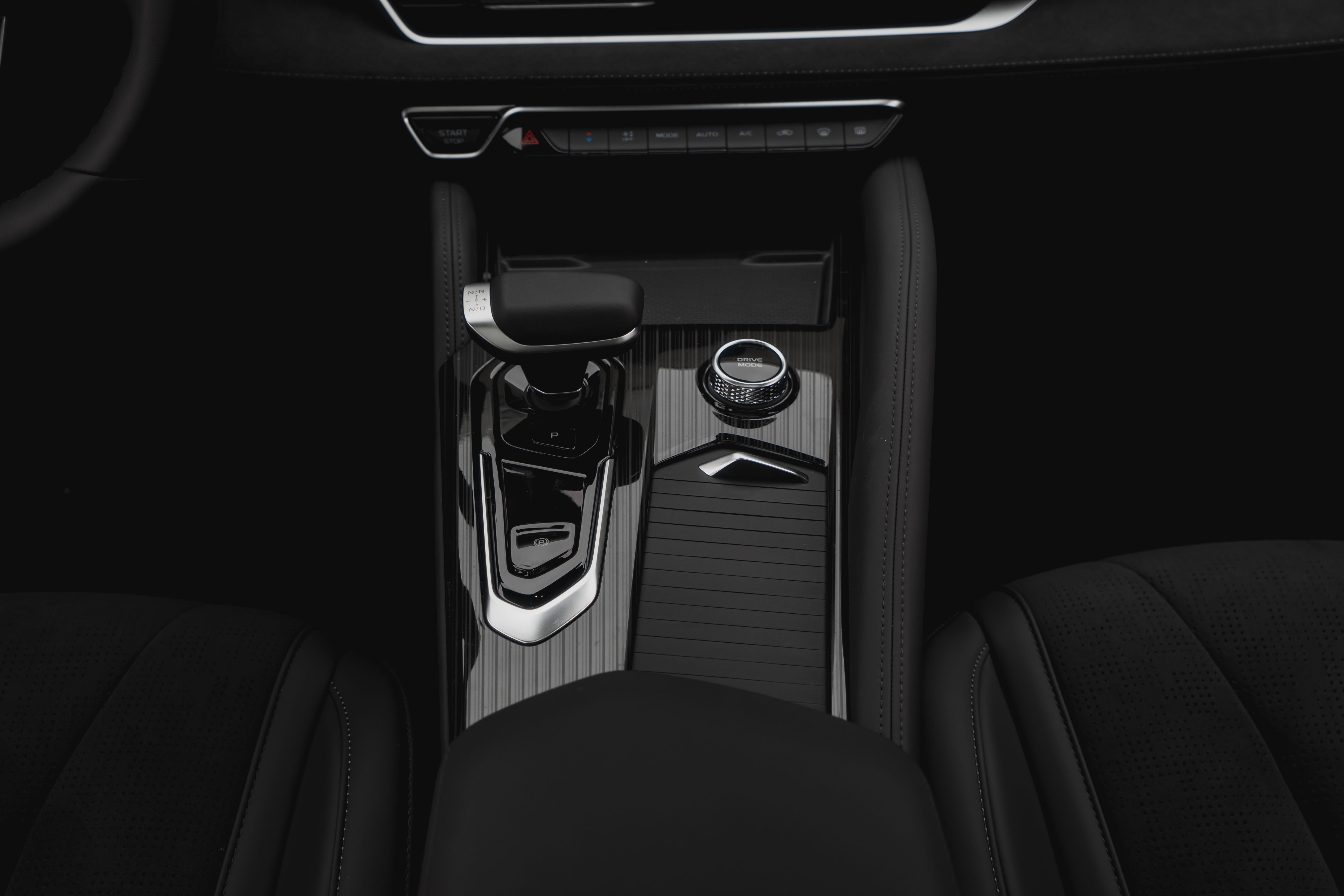 Geely MONJARO Flagship