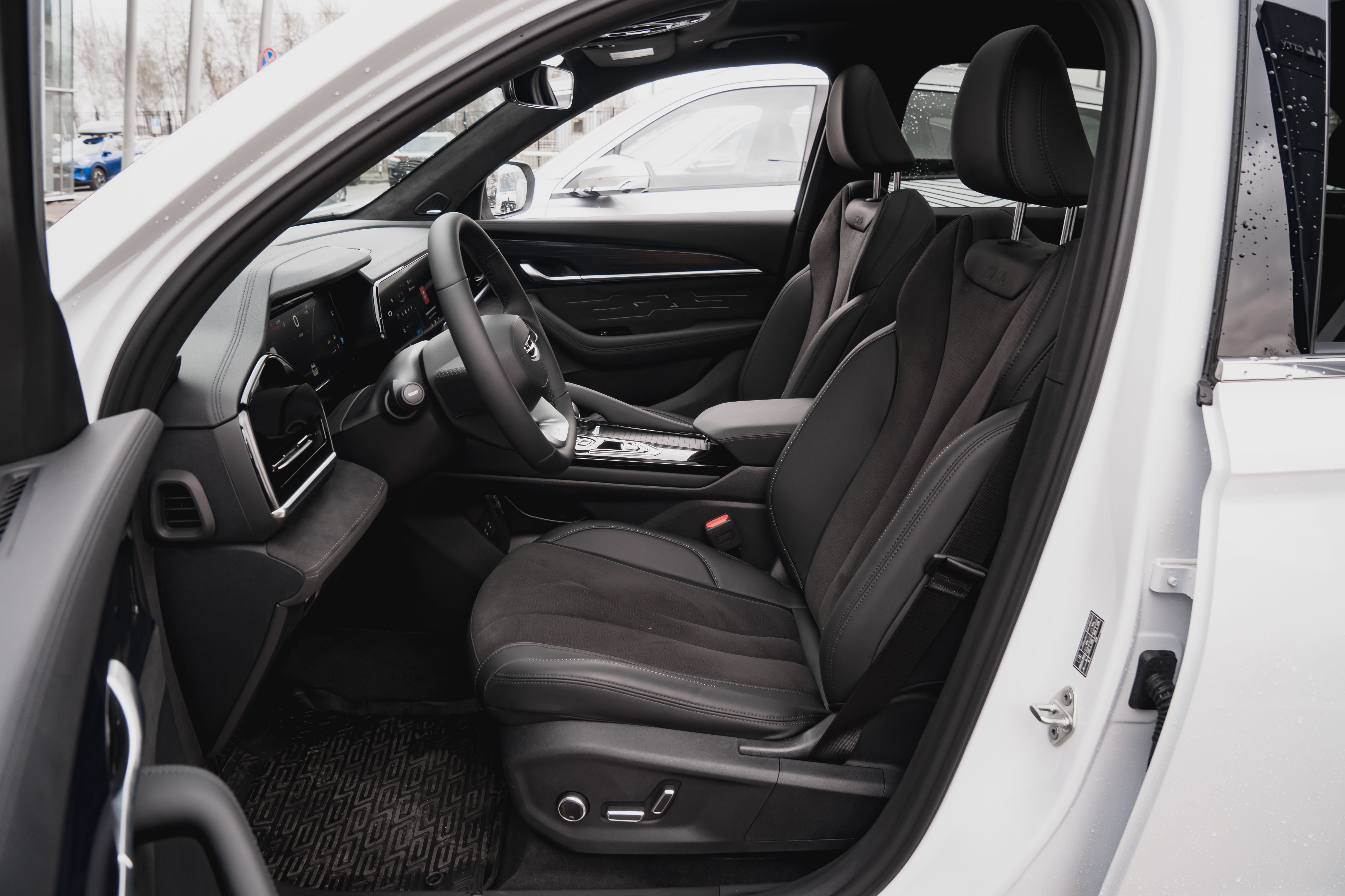 Geely MONJARO Flagship