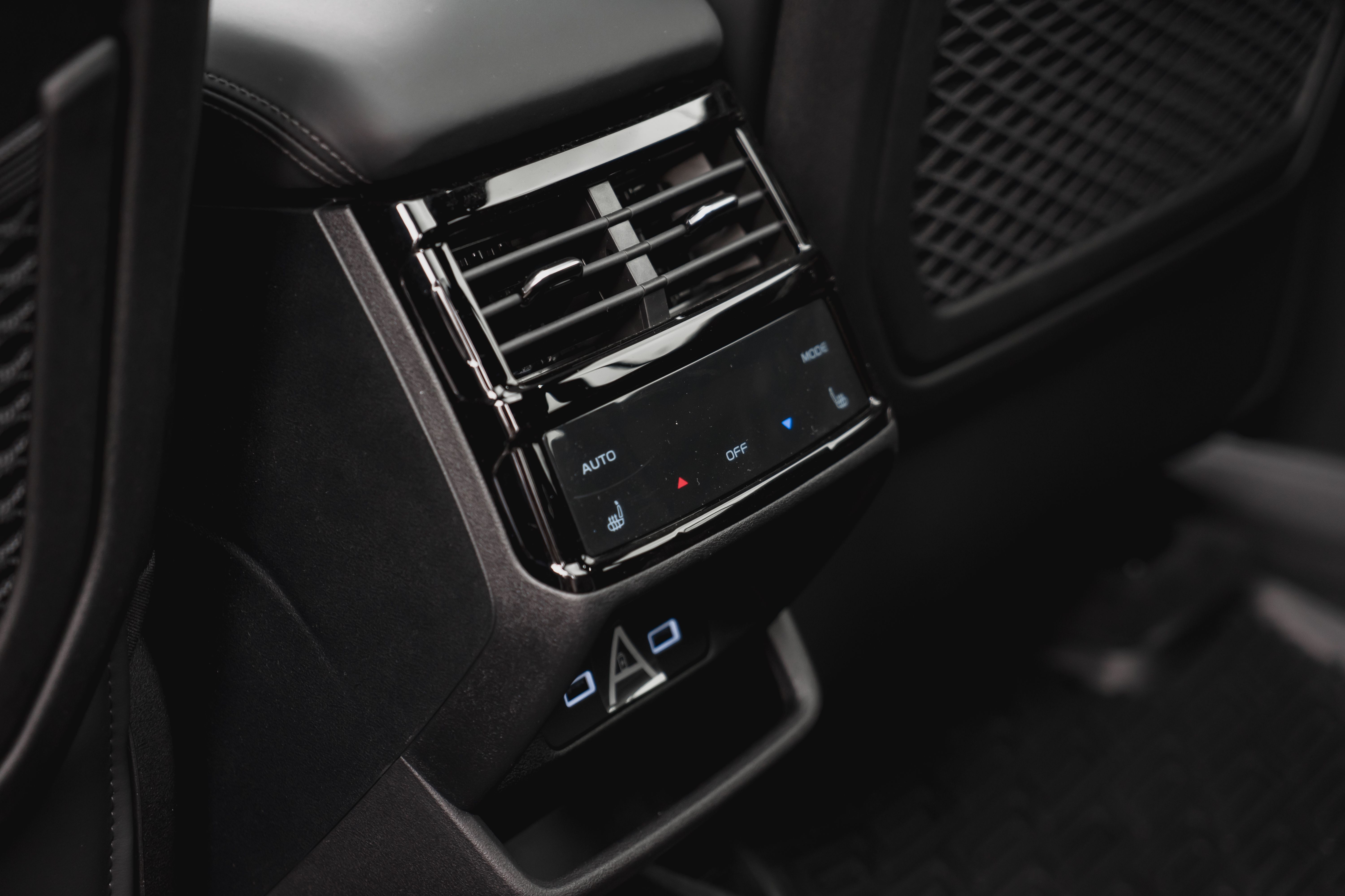 Geely MONJARO Flagship