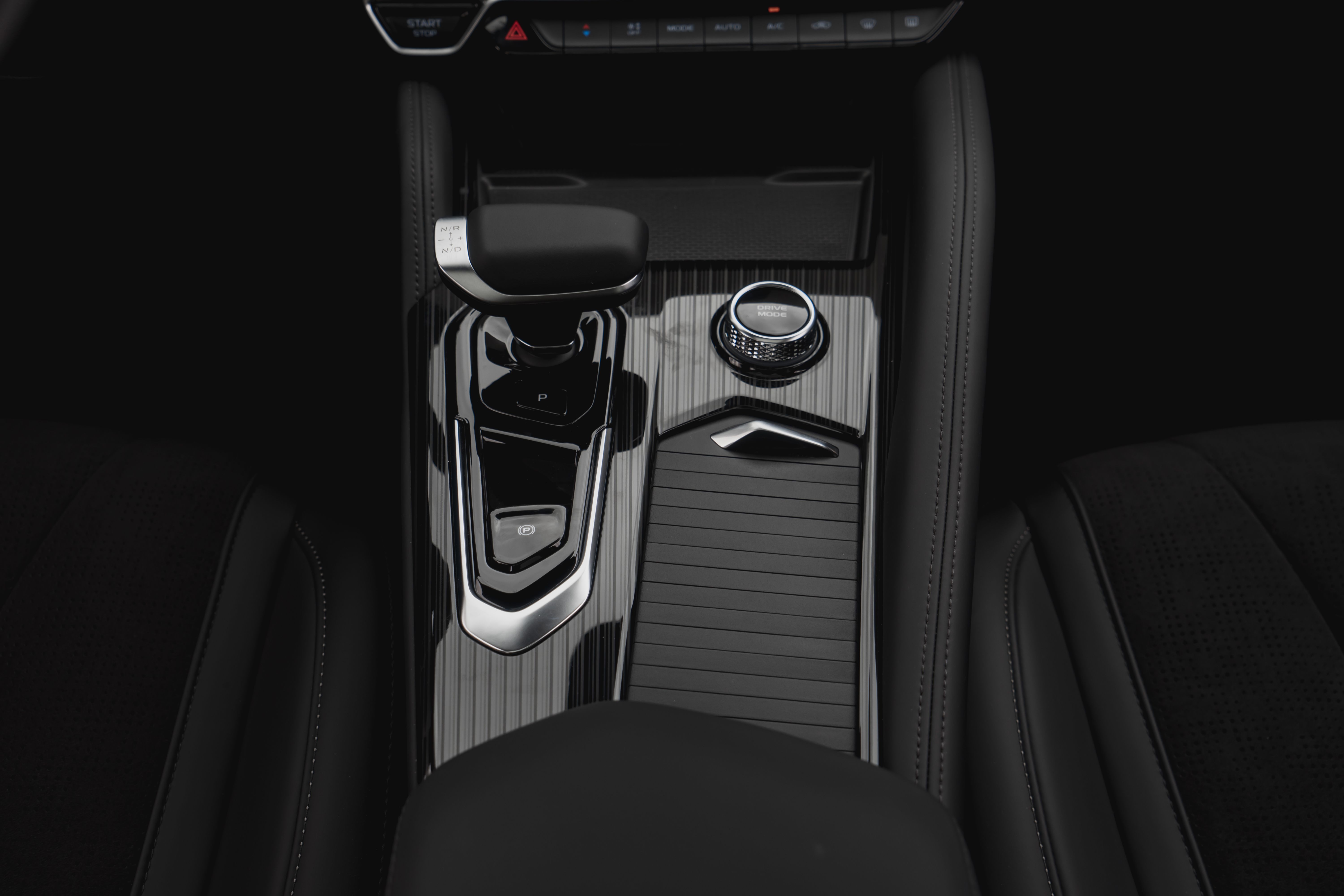 Geely MONJARO Flagship