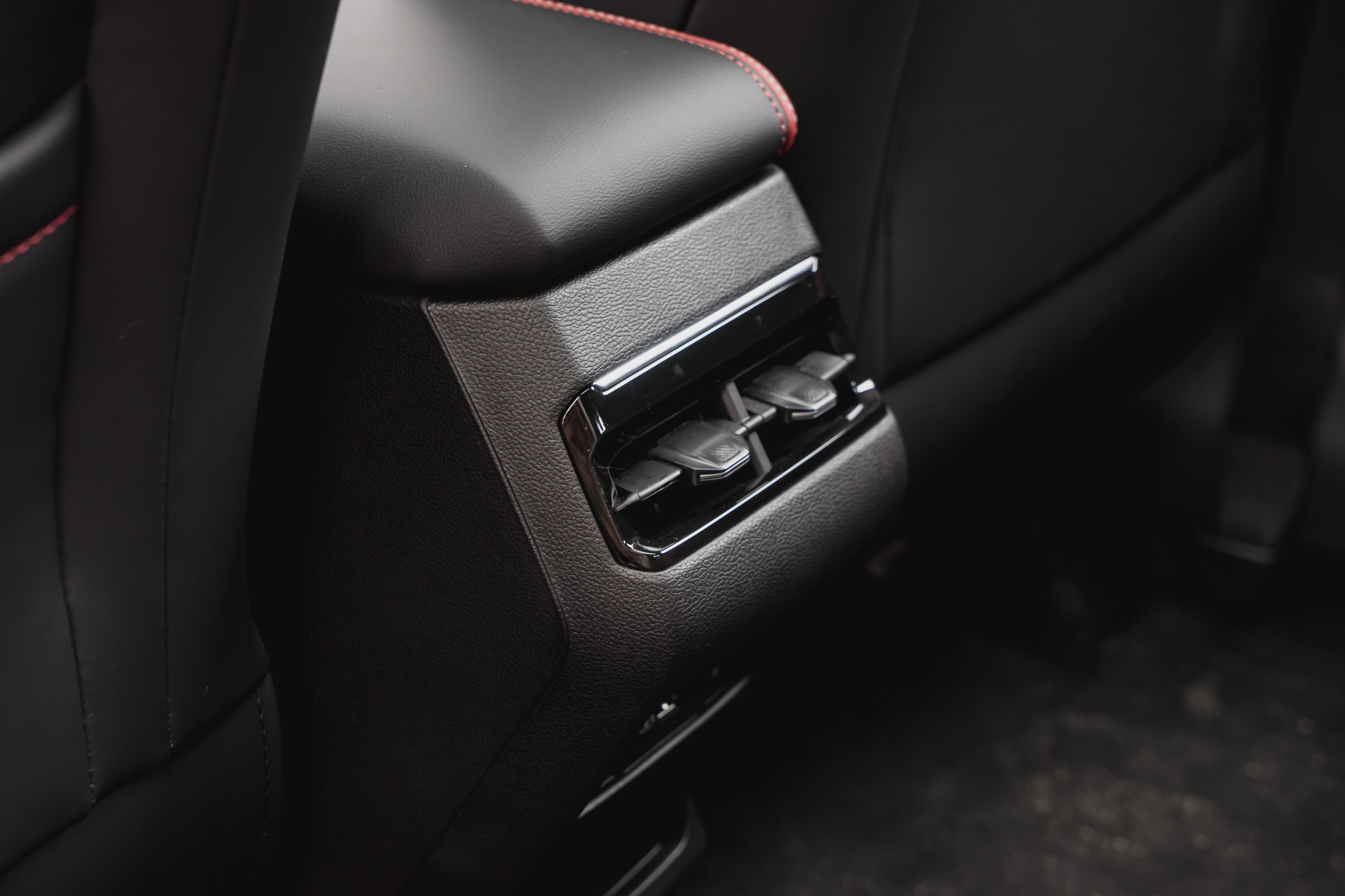 Geely Coolray I Restailing Flagship
