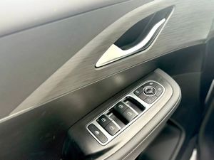 Omoda C5 Drive