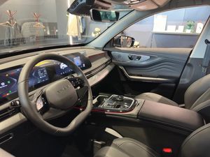 Exeed LX 2025 года, 0 км - вид 10