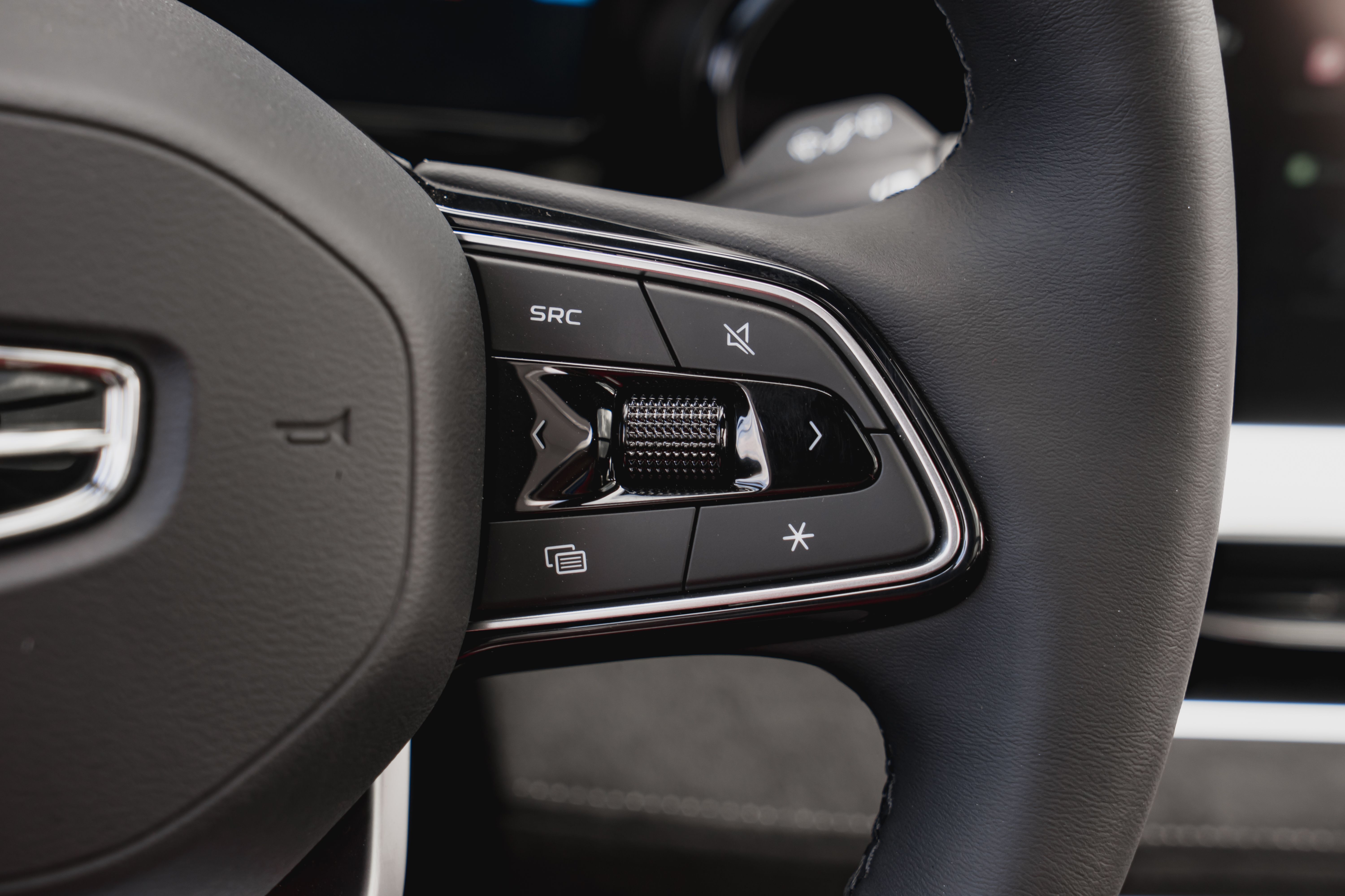 Geely MONJARO Luxury