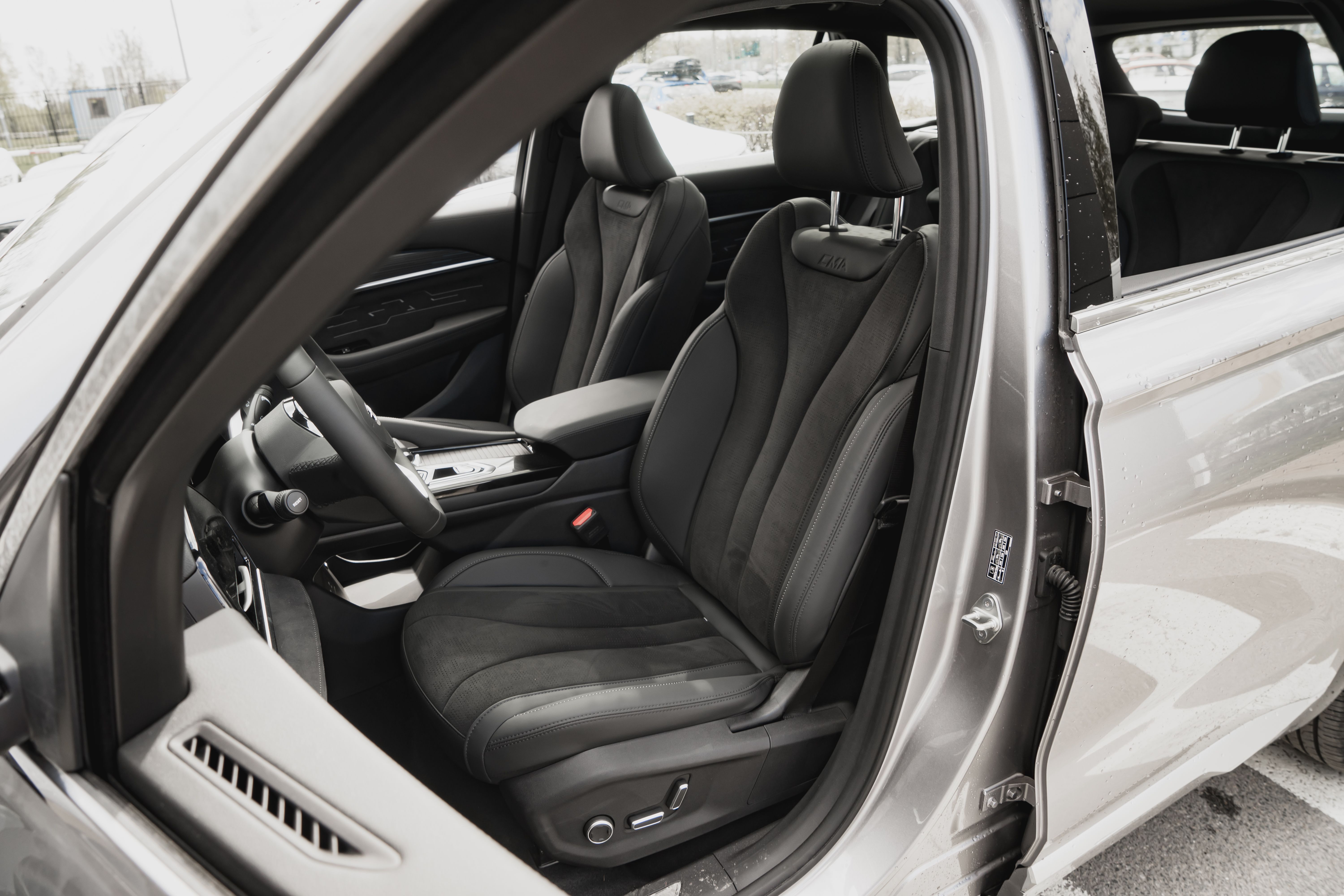 Geely MONJARO Luxury