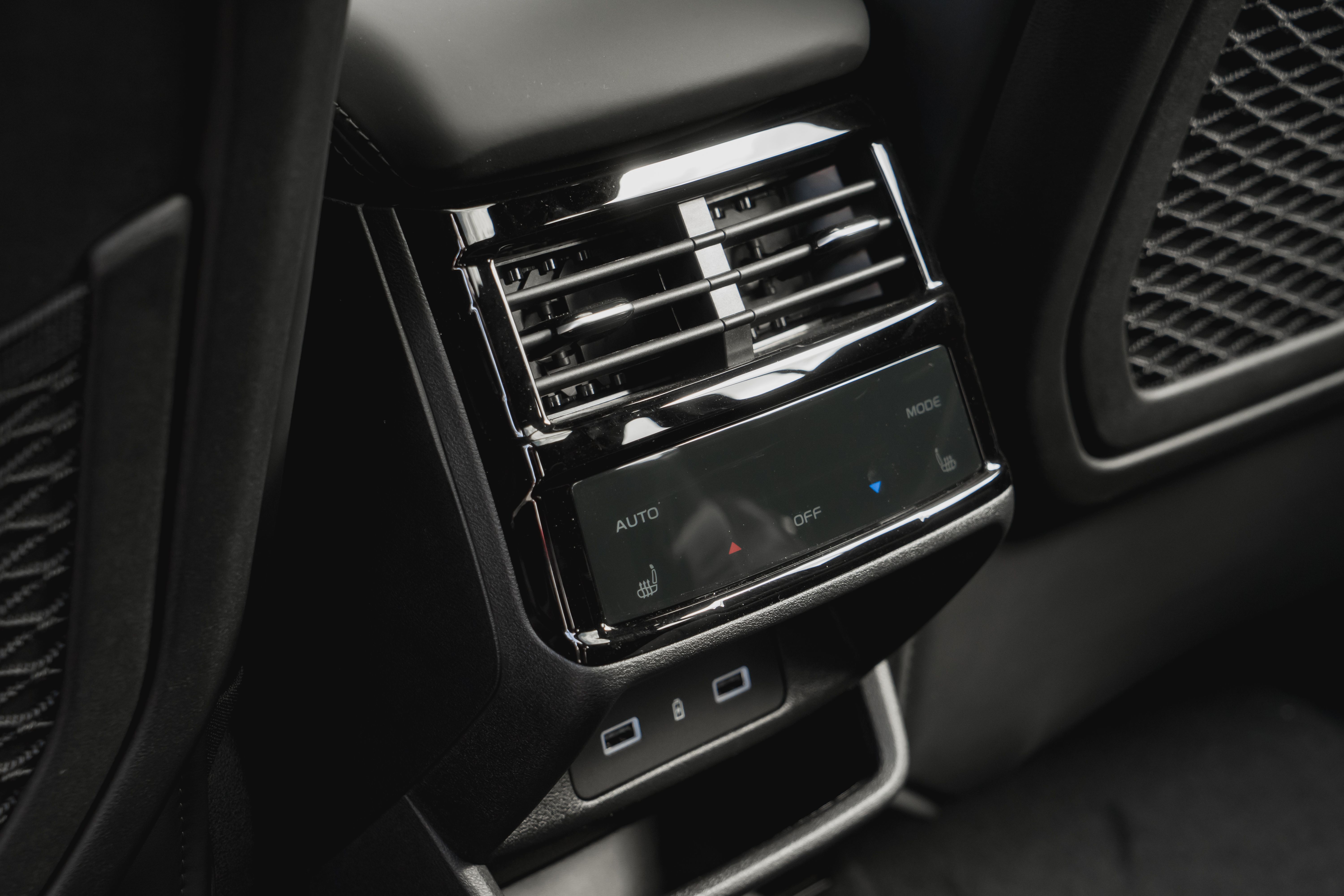 Geely MONJARO Luxury