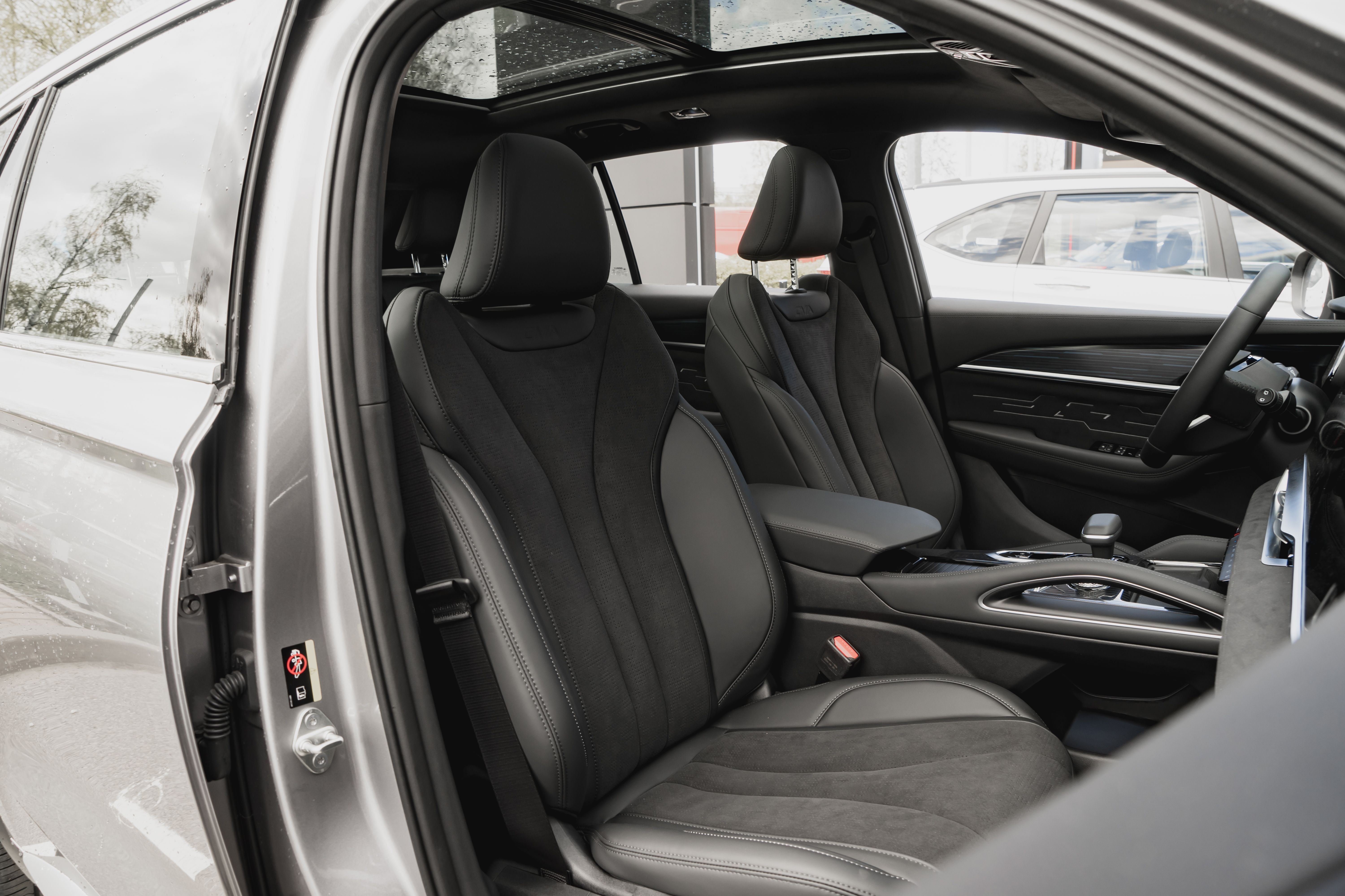 Geely MONJARO Luxury