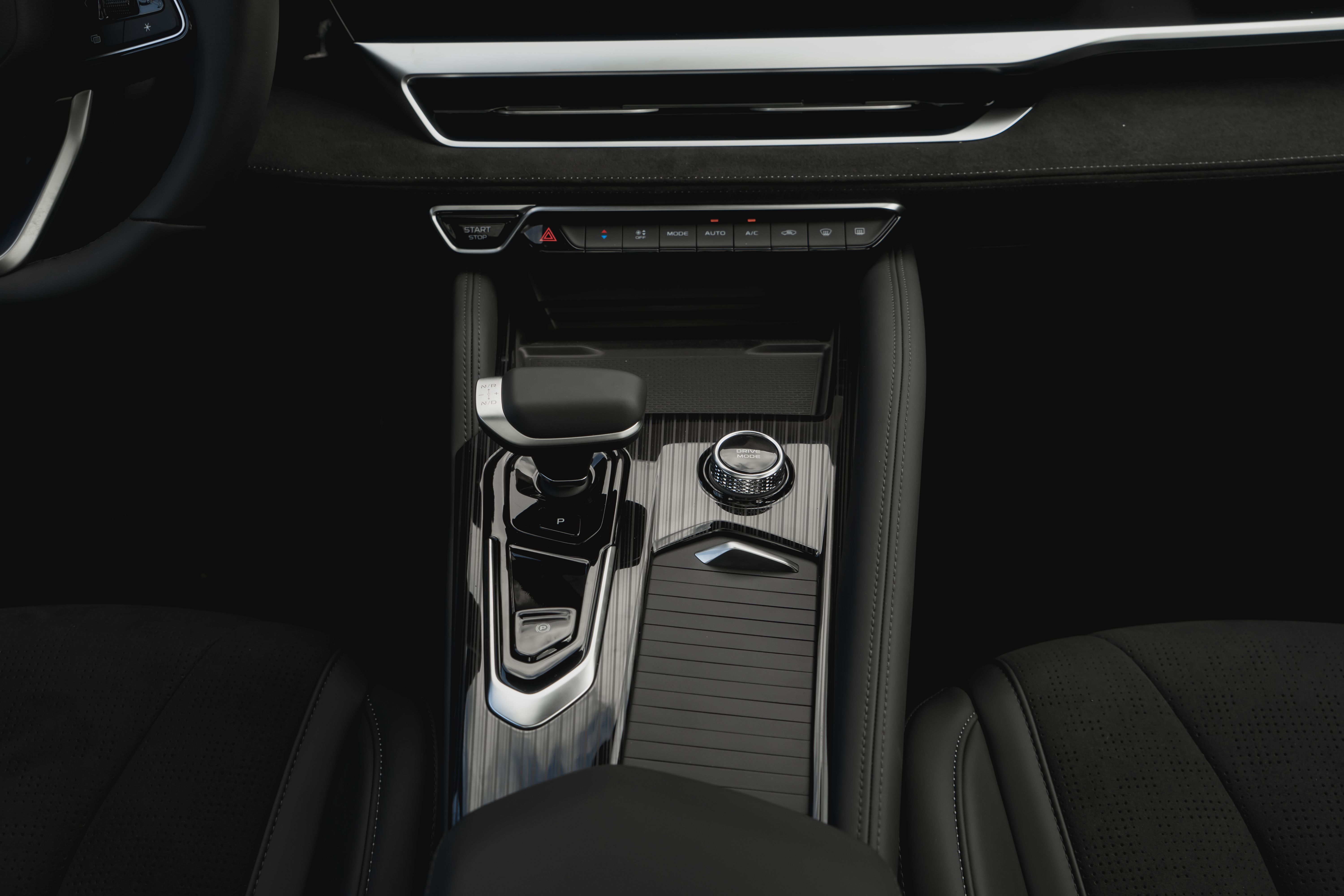 Geely MONJARO Luxury
