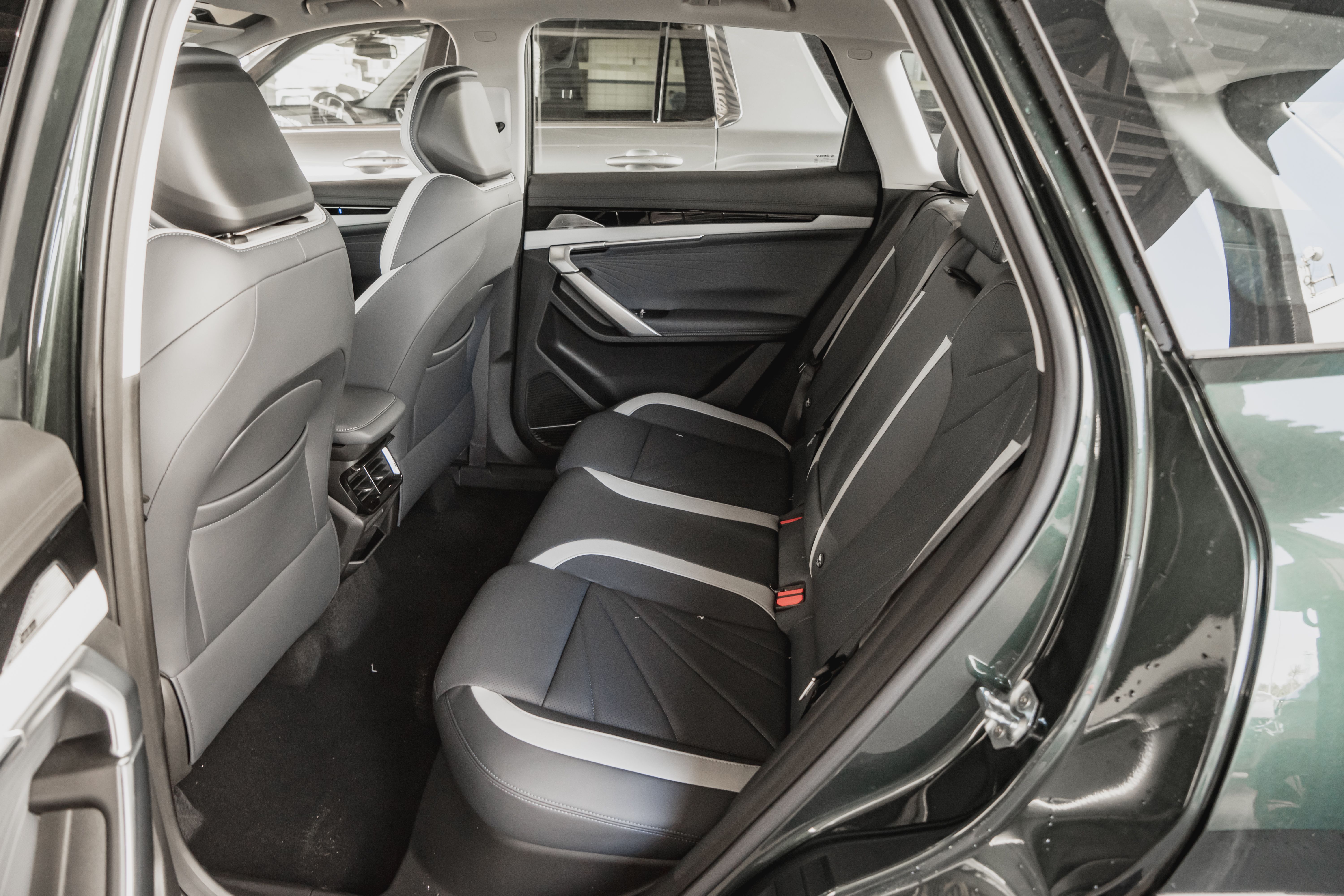 Geely ATLAS Flagship Sport