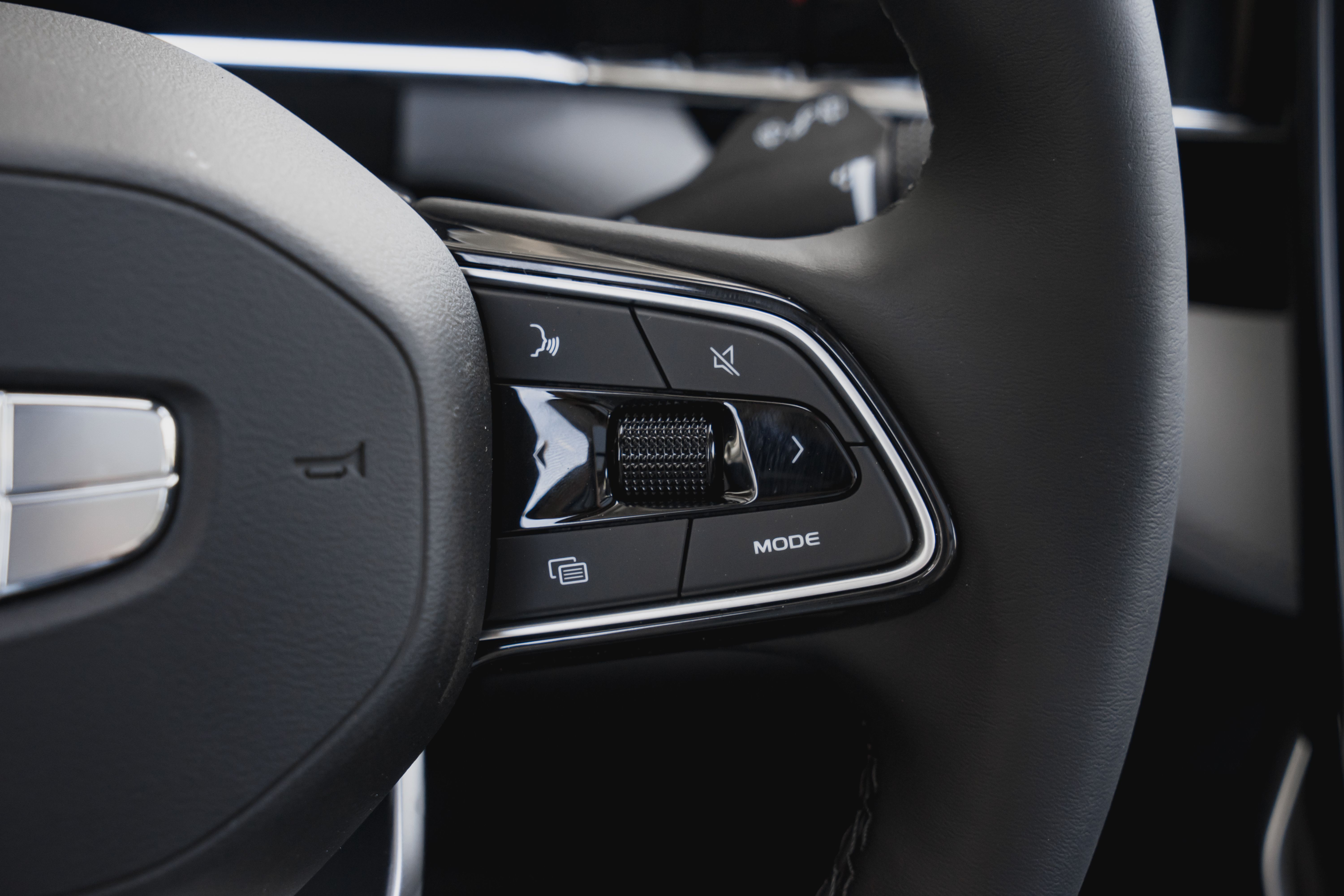 Geely ATLAS Flagship