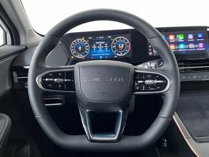Omoda C5 Active