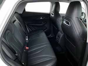 Omoda C5 Active