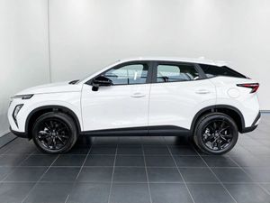 Omoda C5 Active