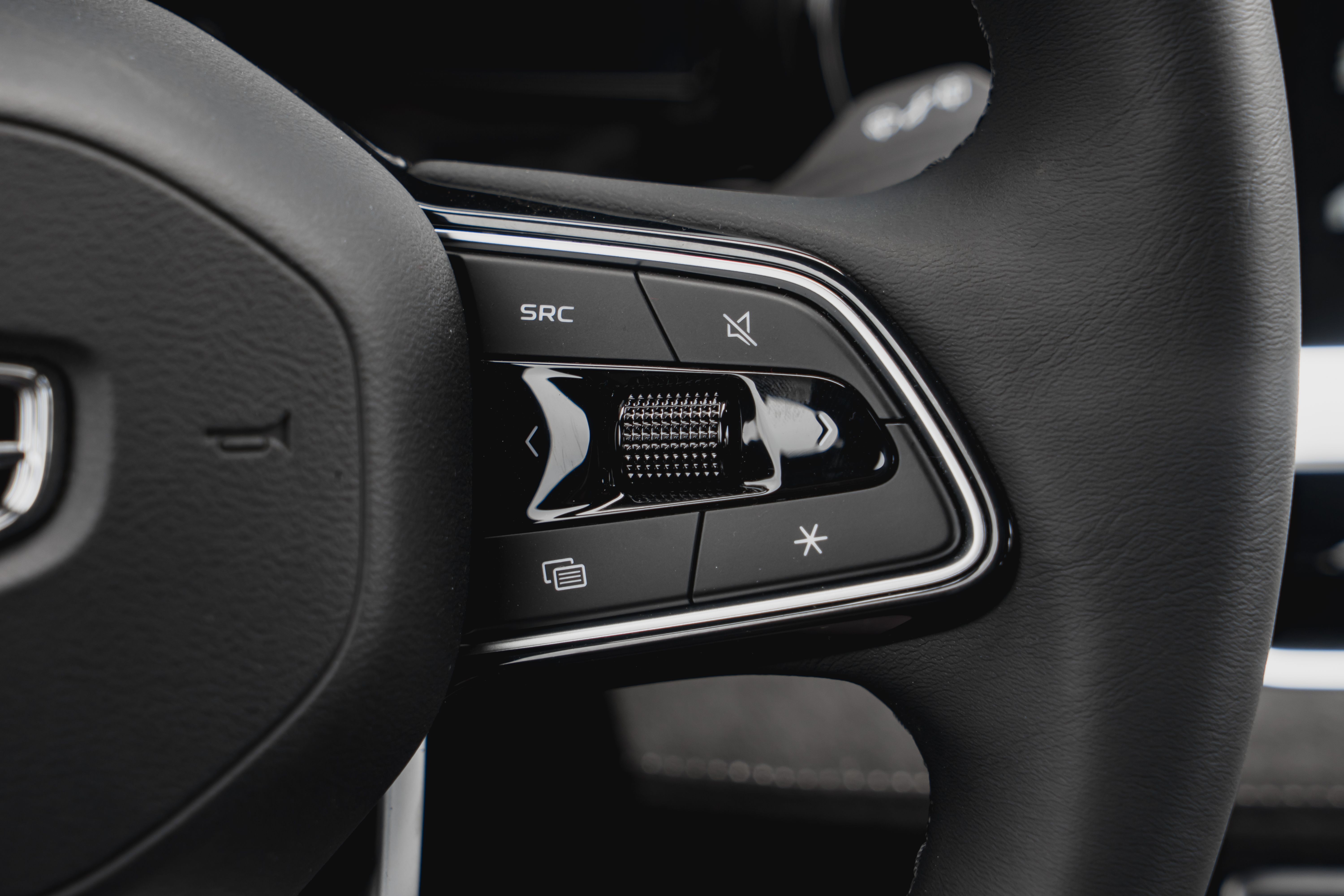 Geely MONJARO Luxury