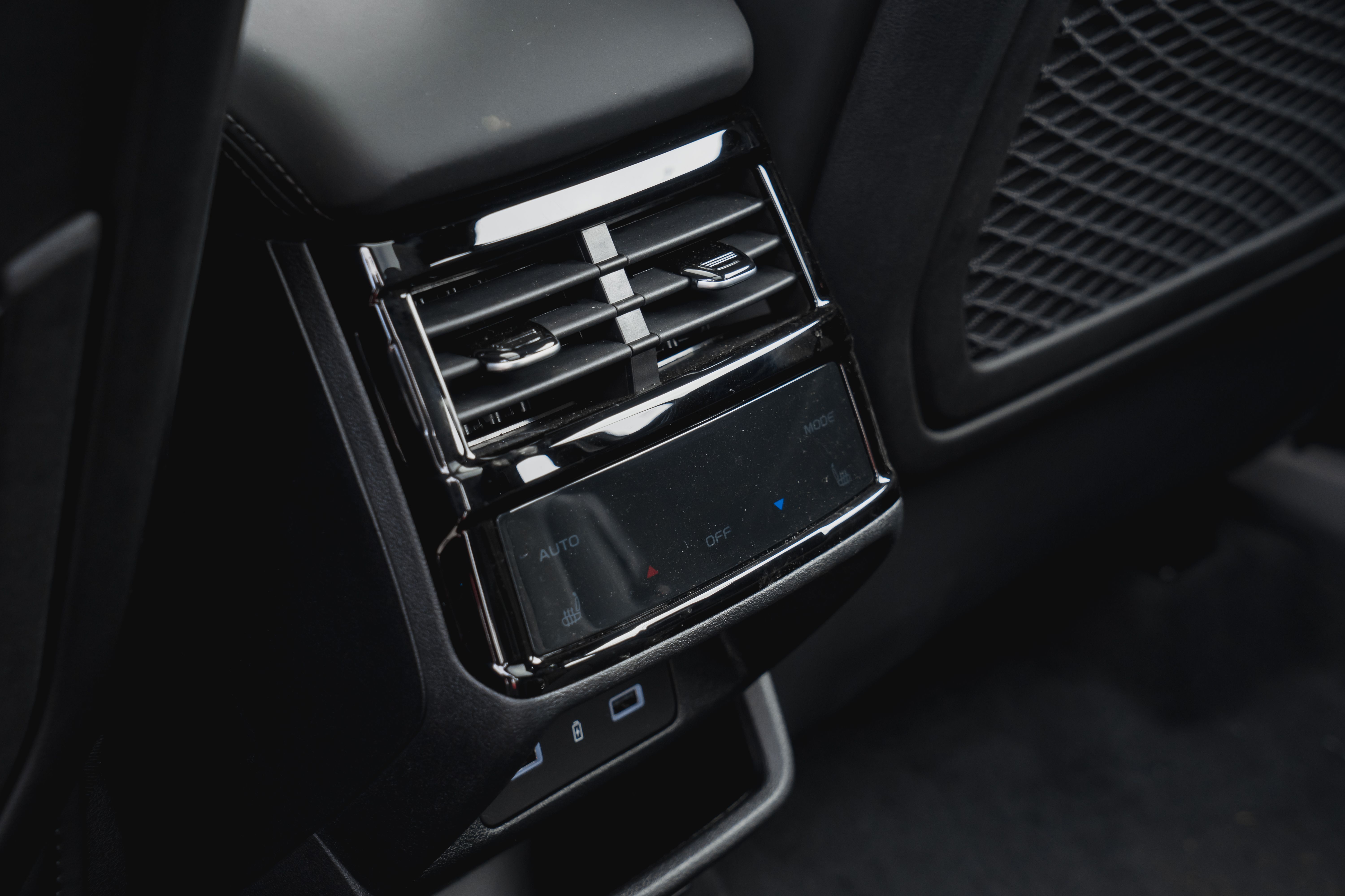 Geely MONJARO Luxury