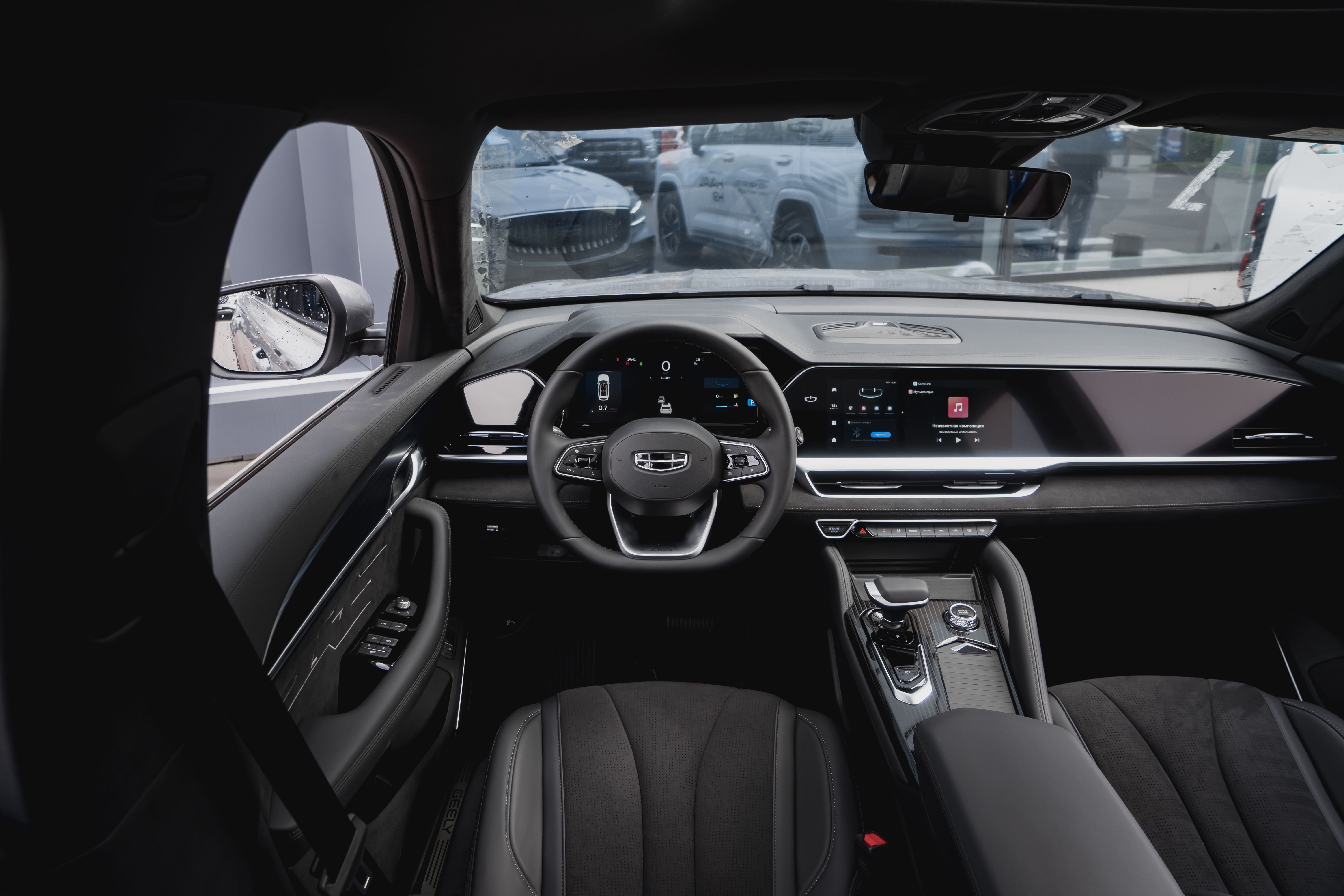 Geely MONJARO Luxury