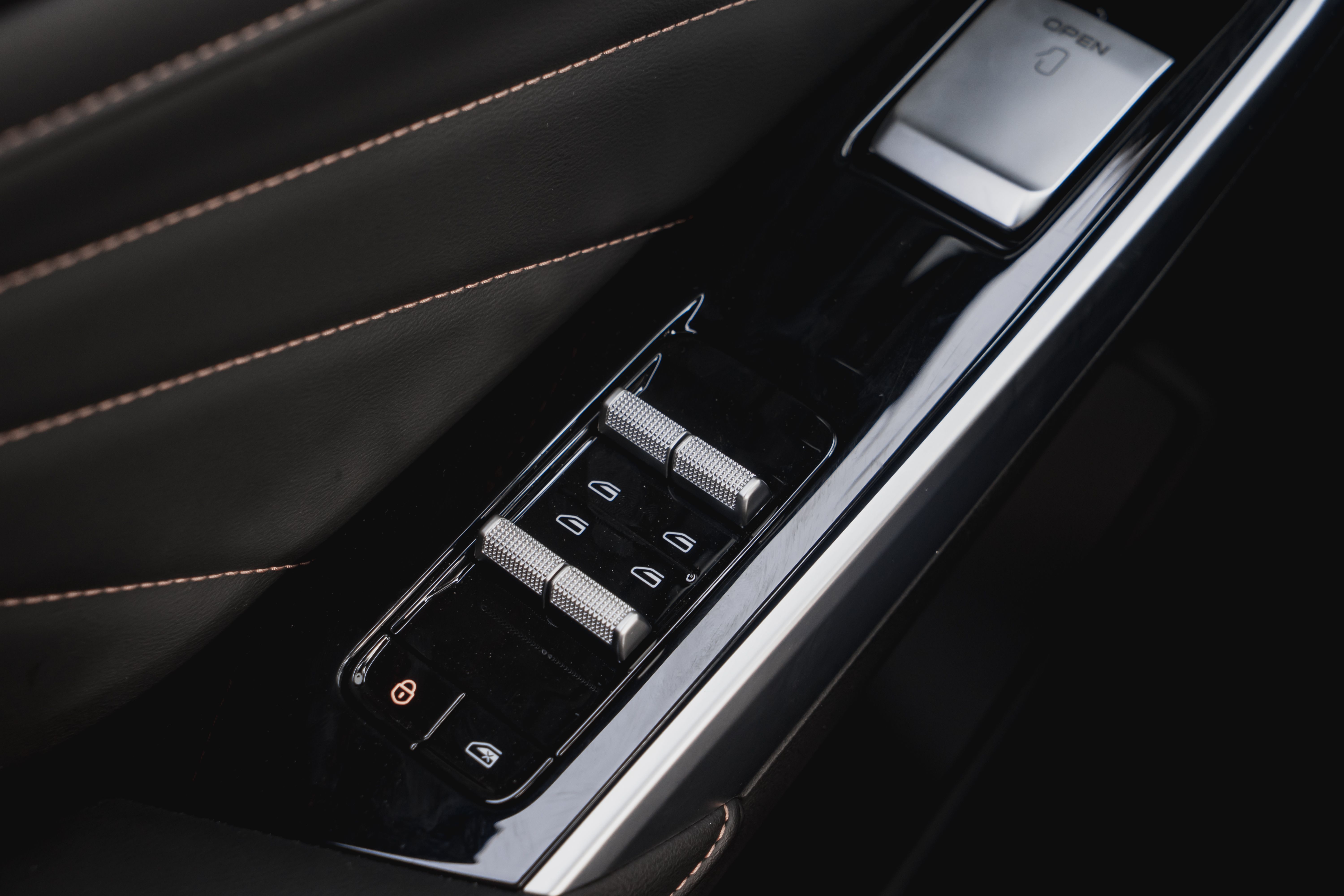 Geely Preface Flagship