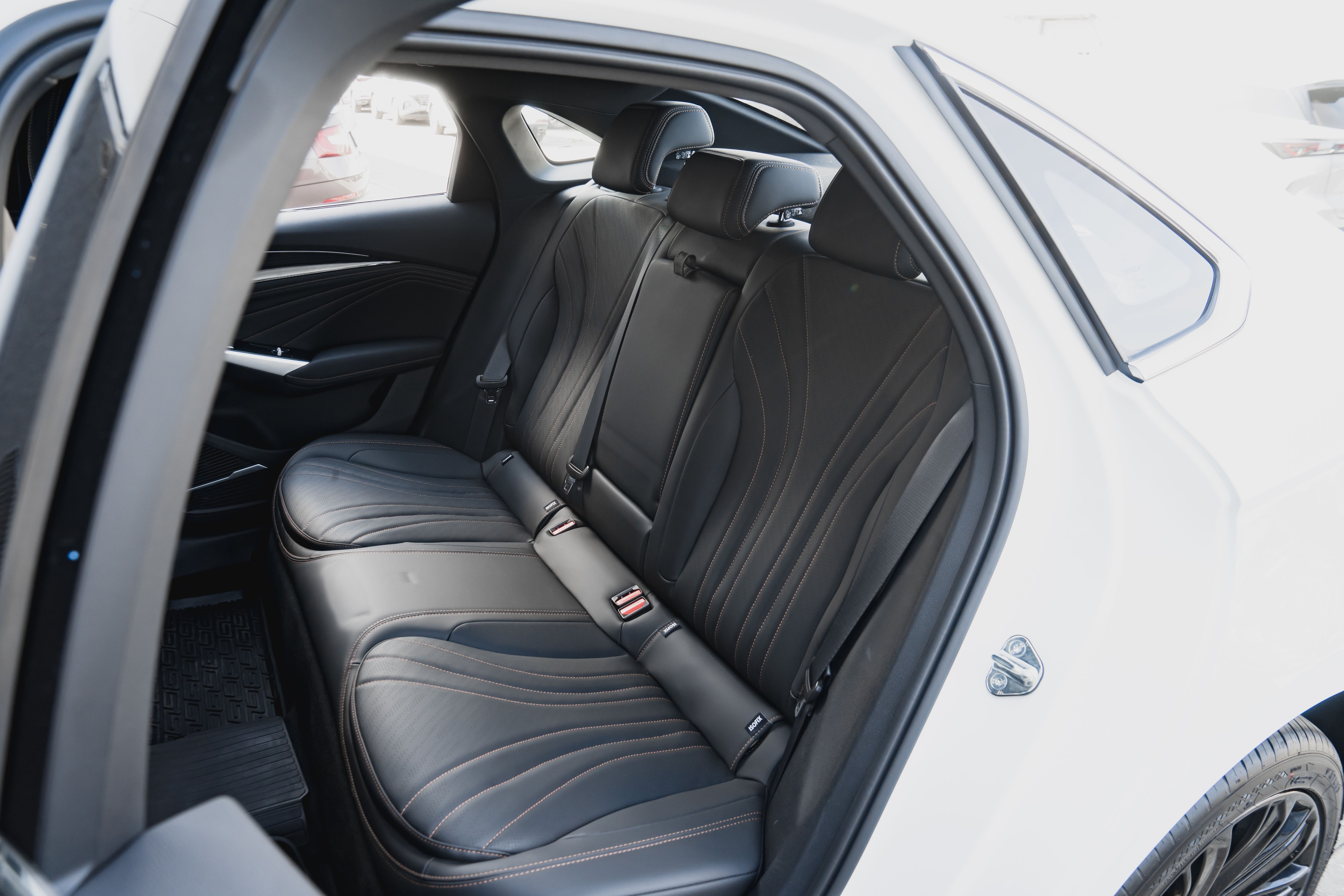 Geely Preface Flagship