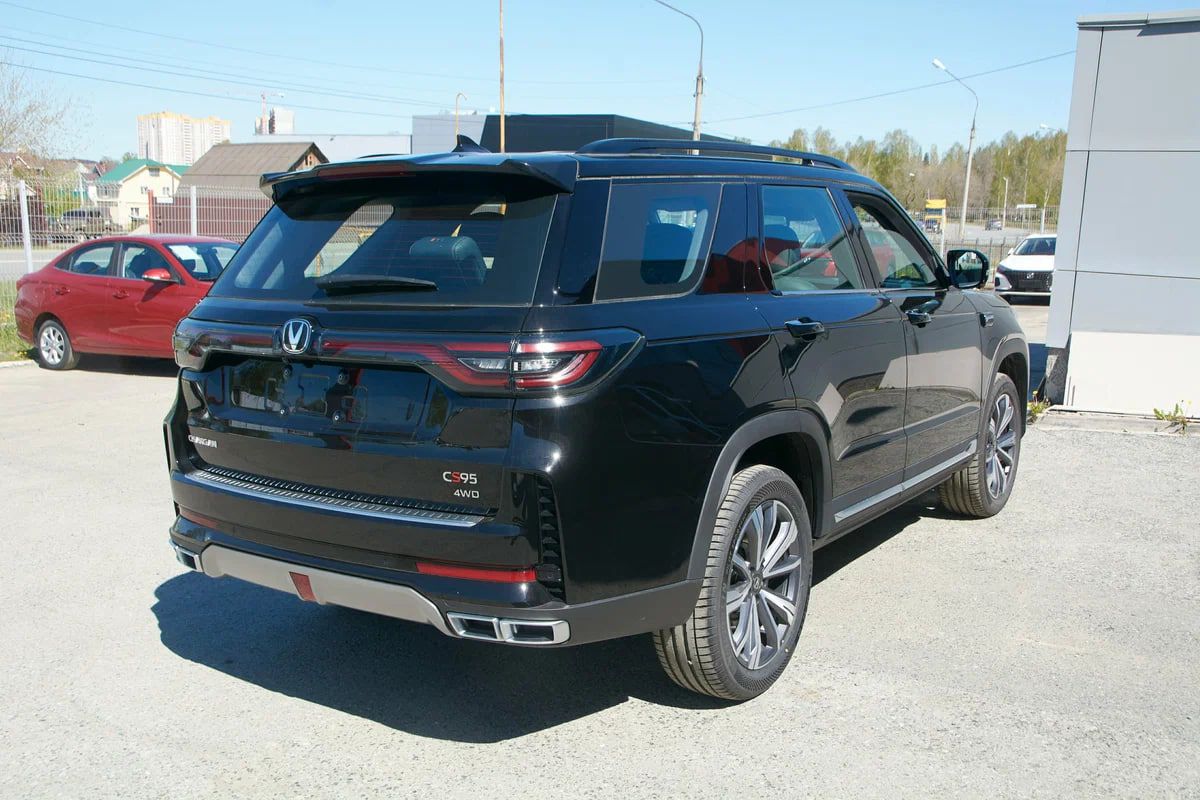 Changan CS95 I Рестайлинг 2 2023 года, 0 км - вид 4