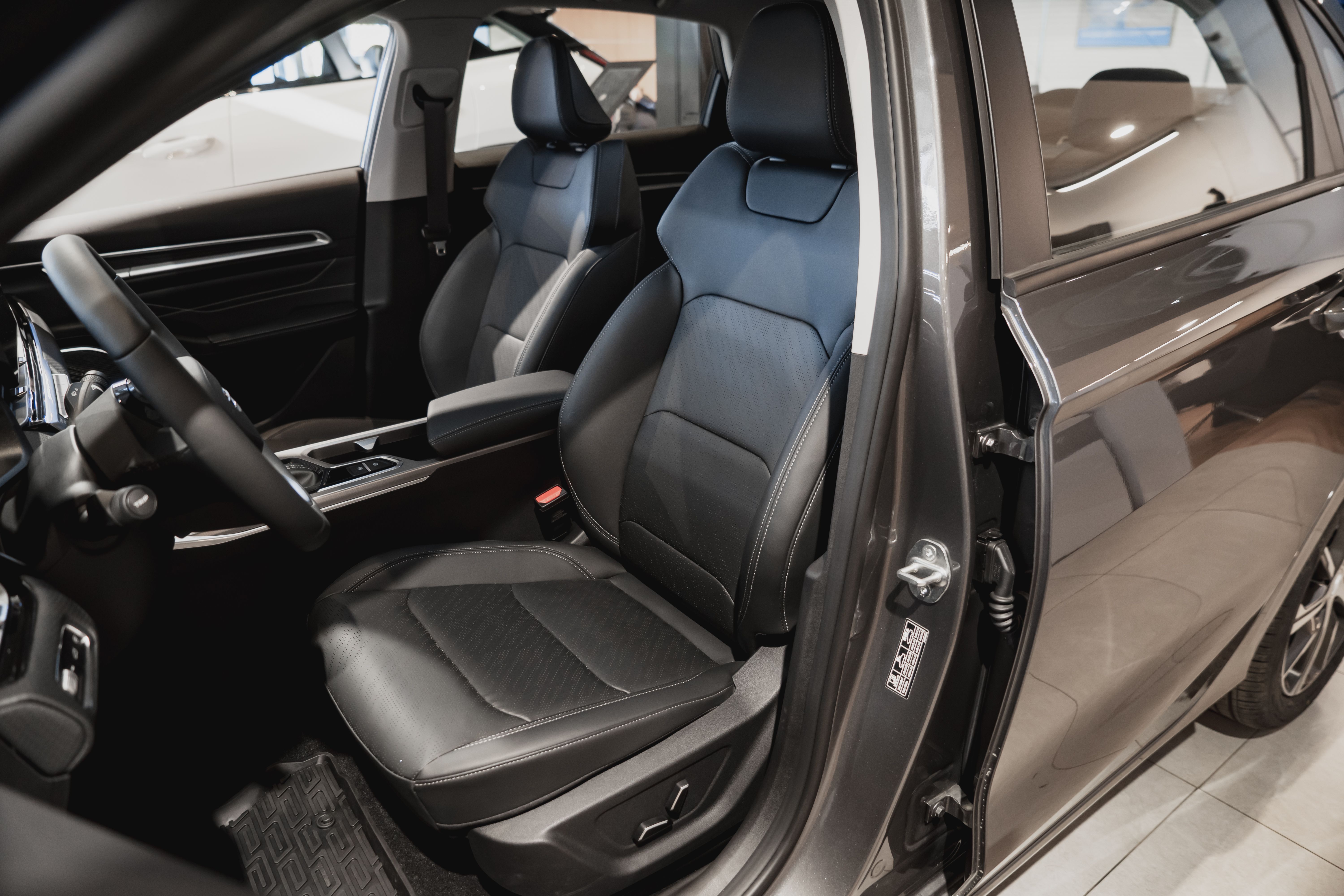 Geely EMGRAND Flagship