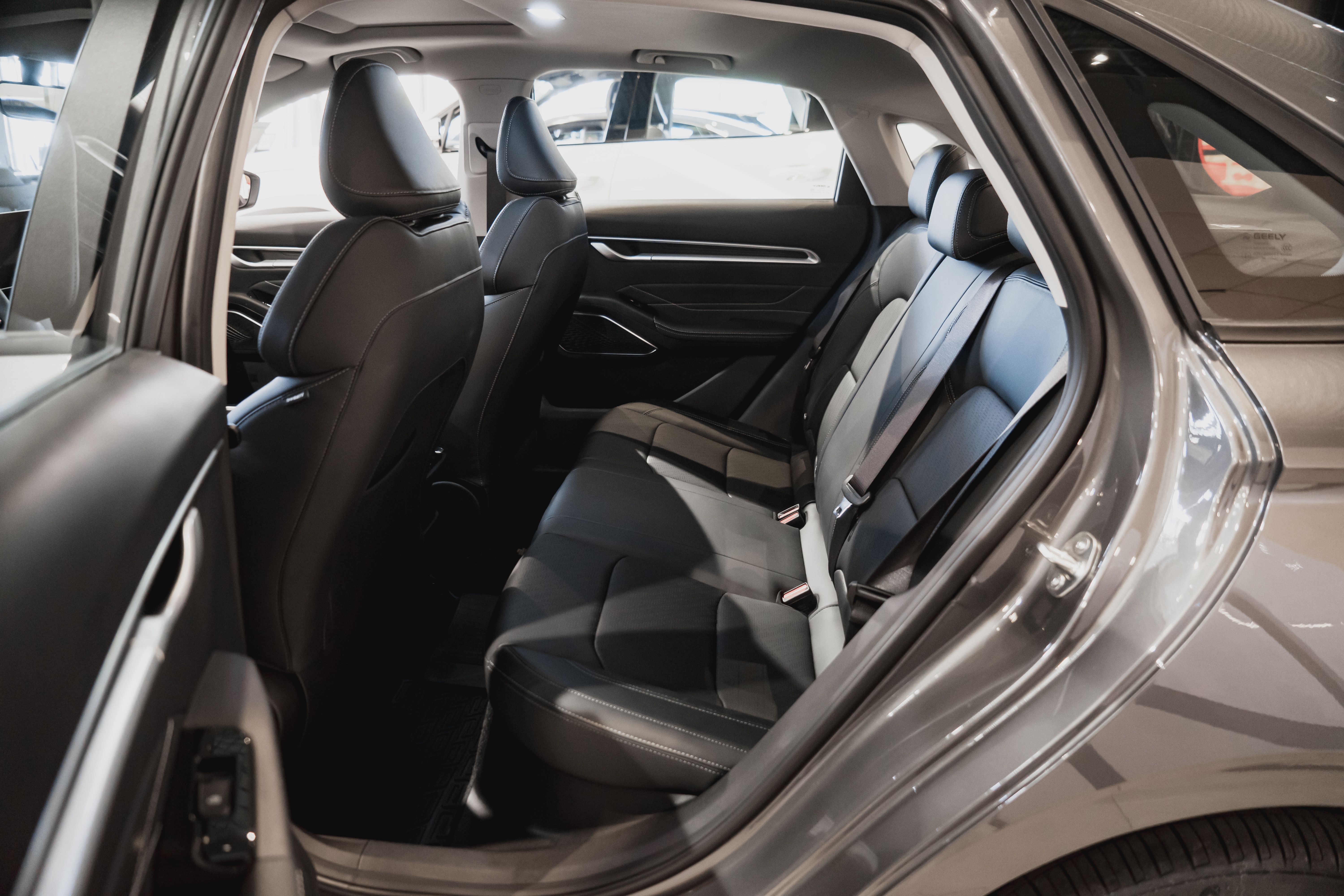 Geely EMGRAND Flagship