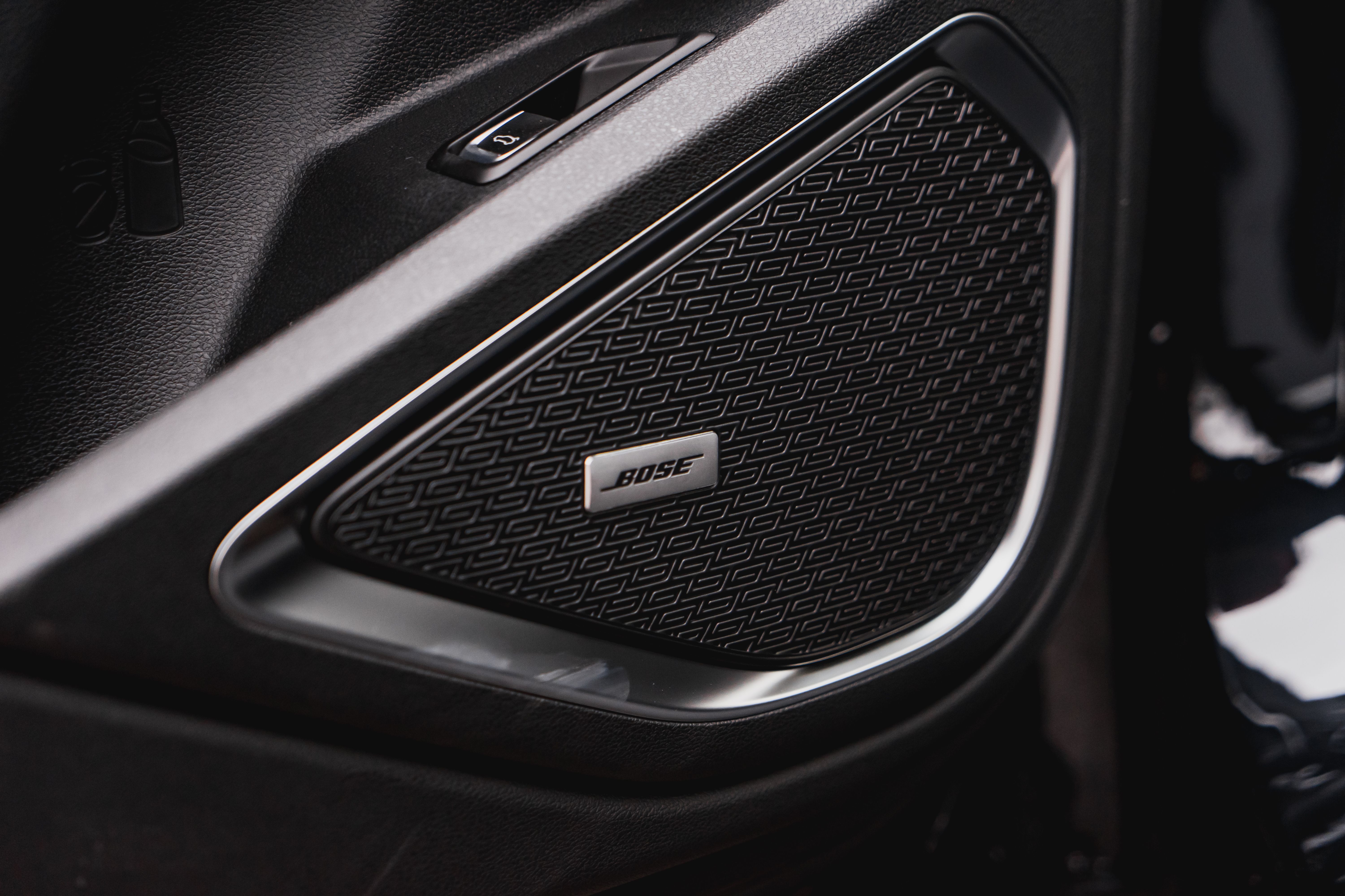 Knewstar 001 Flagship Sport