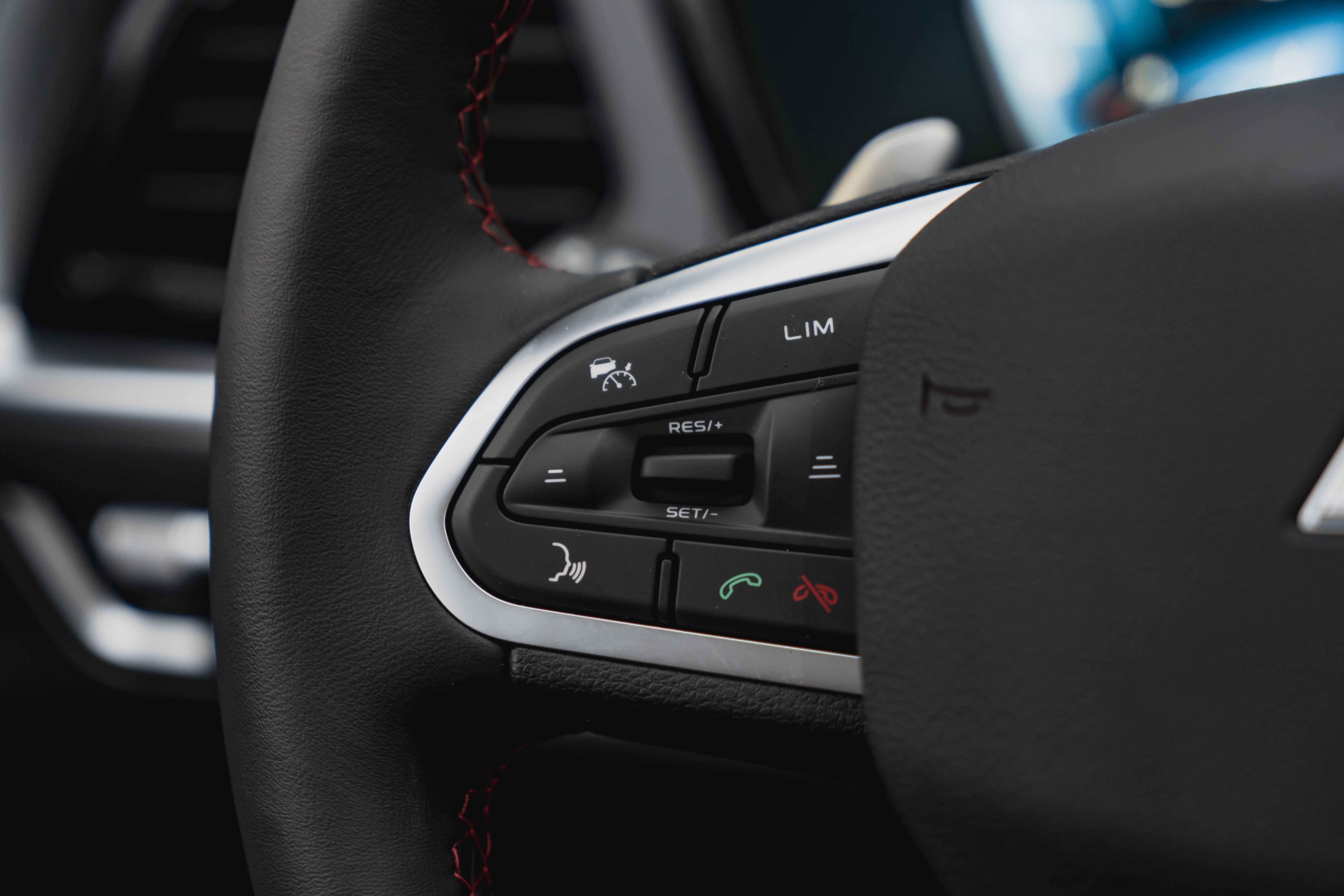 Knewstar 001 Flagship Sport