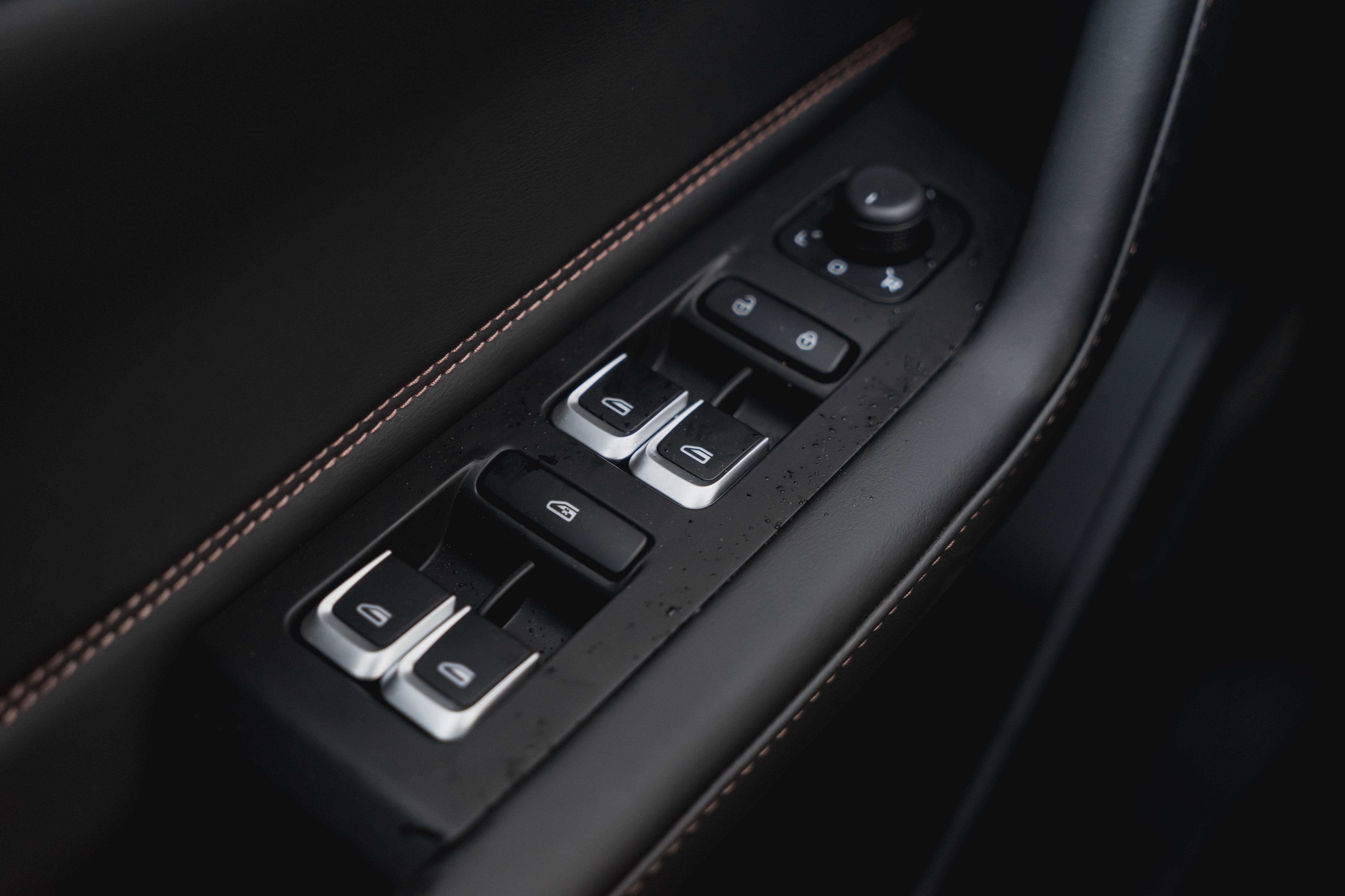 Geely OKAVANGO Flagship