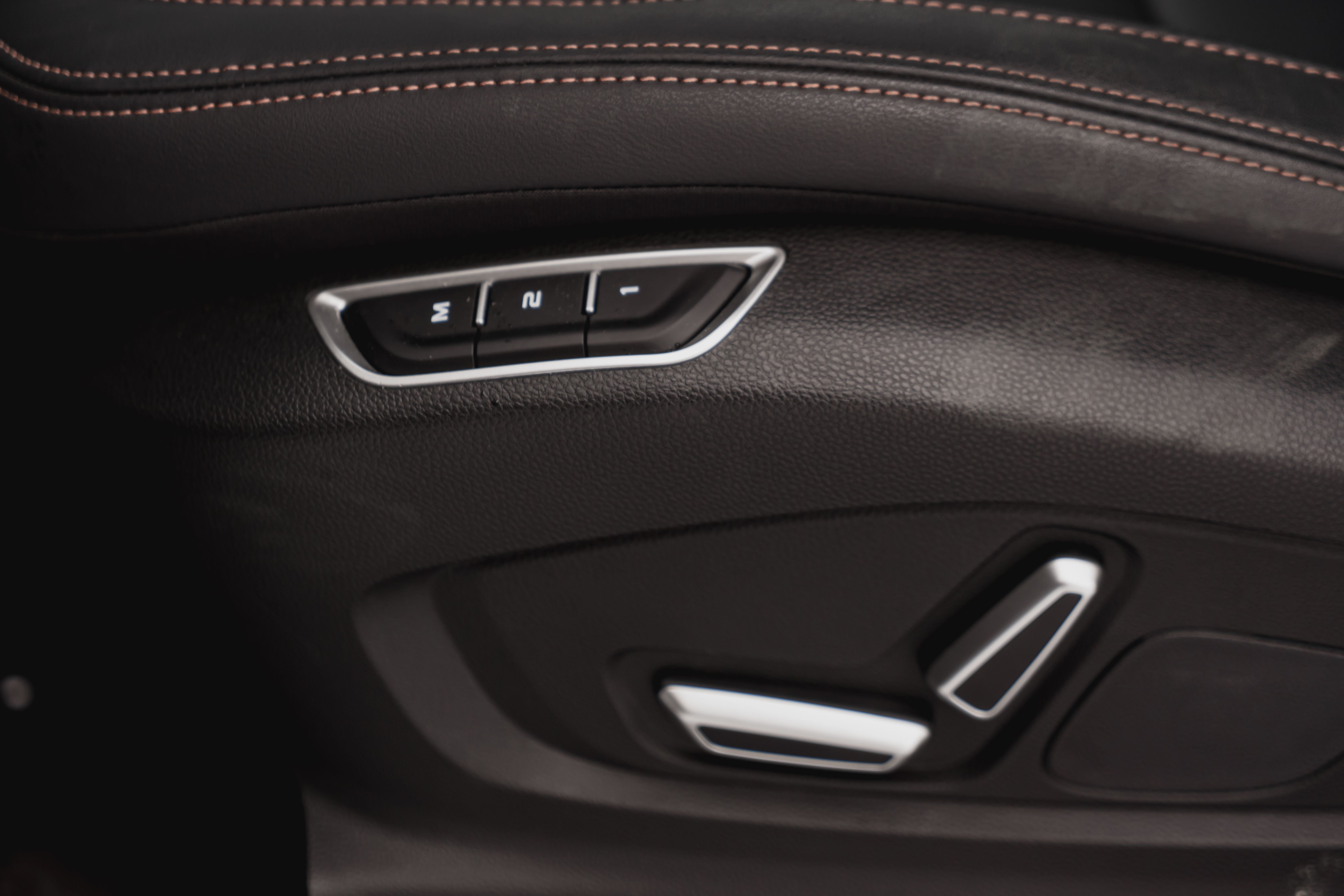 Geely OKAVANGO Flagship