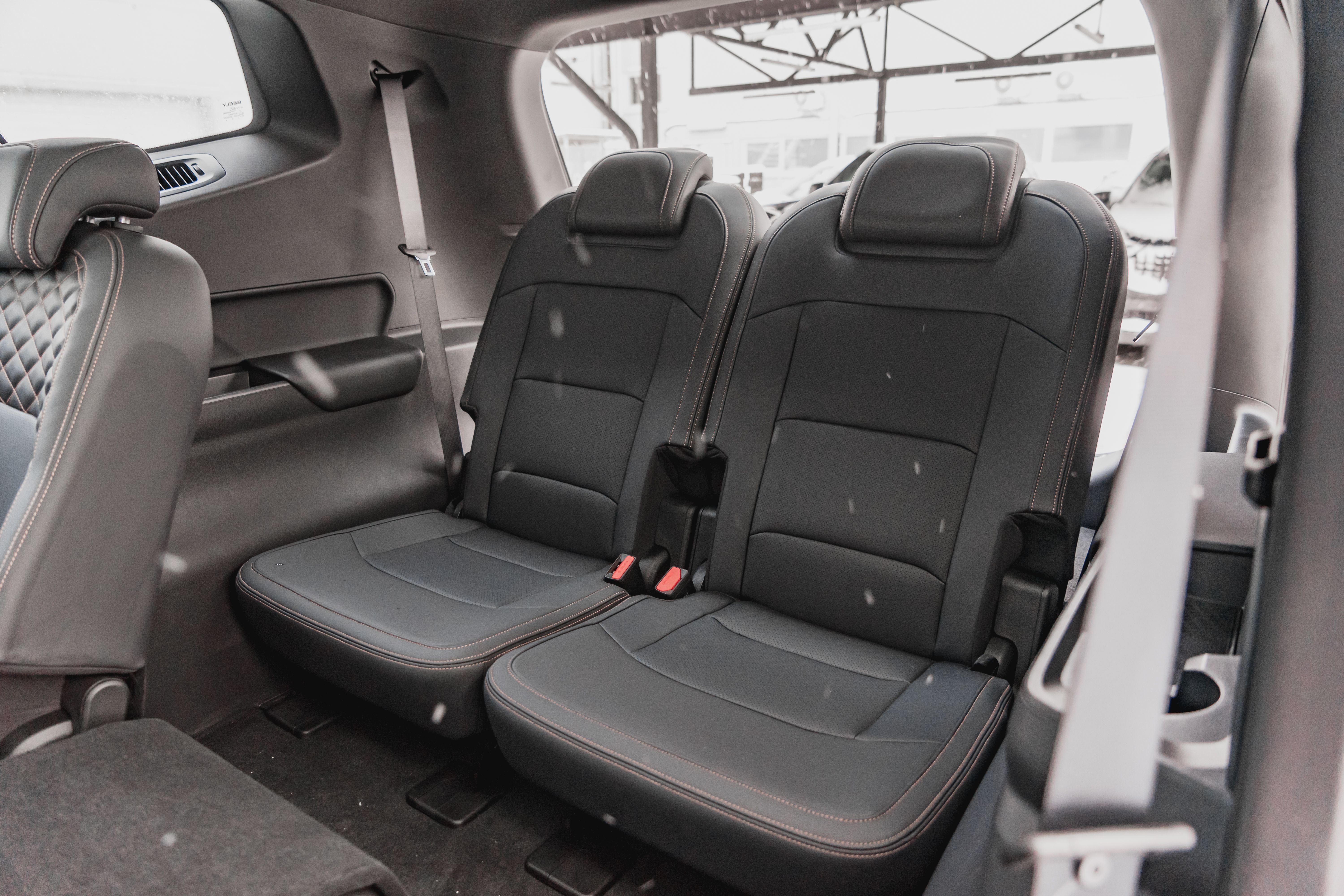 Geely OKAVANGO Flagship