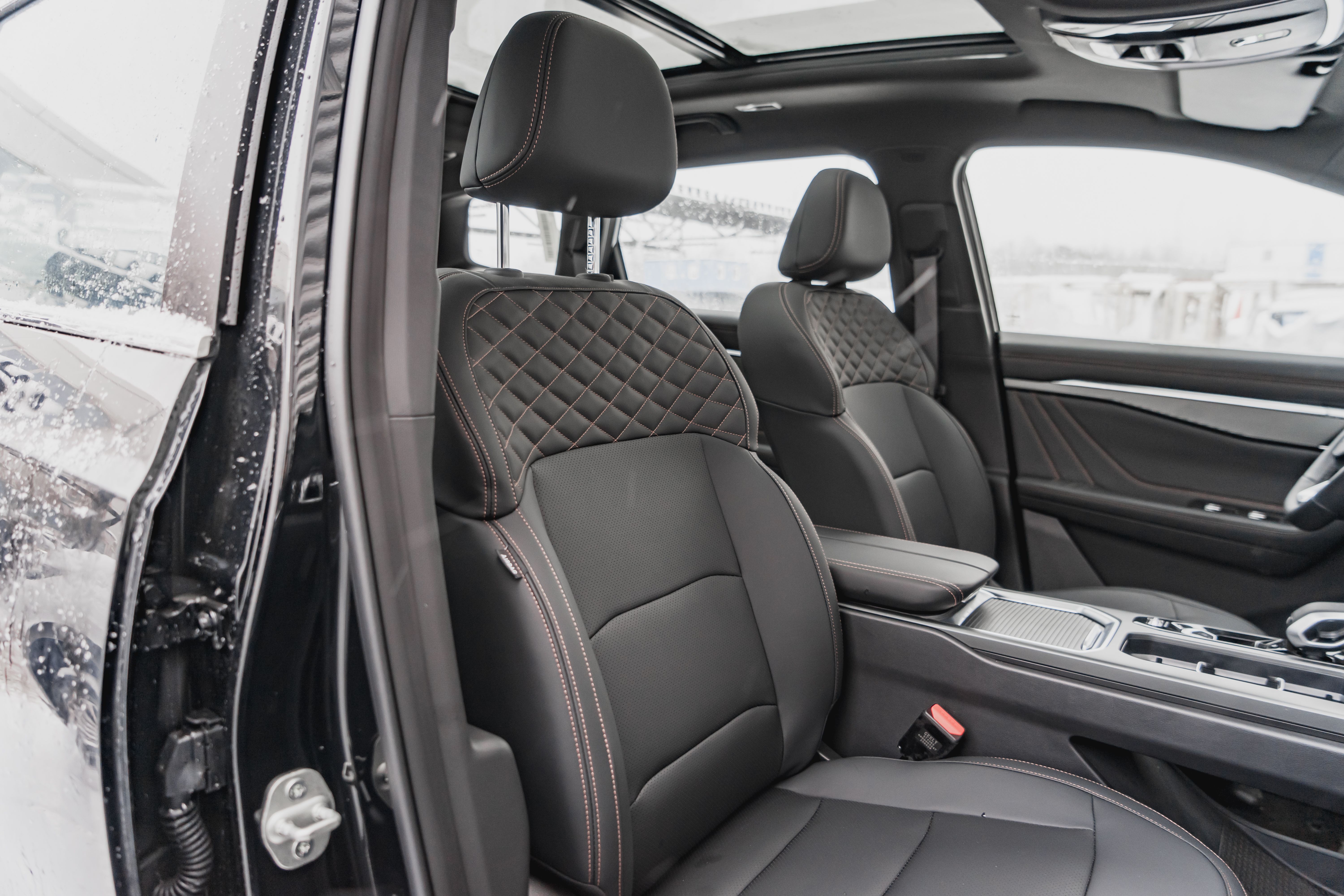 Geely OKAVANGO Flagship