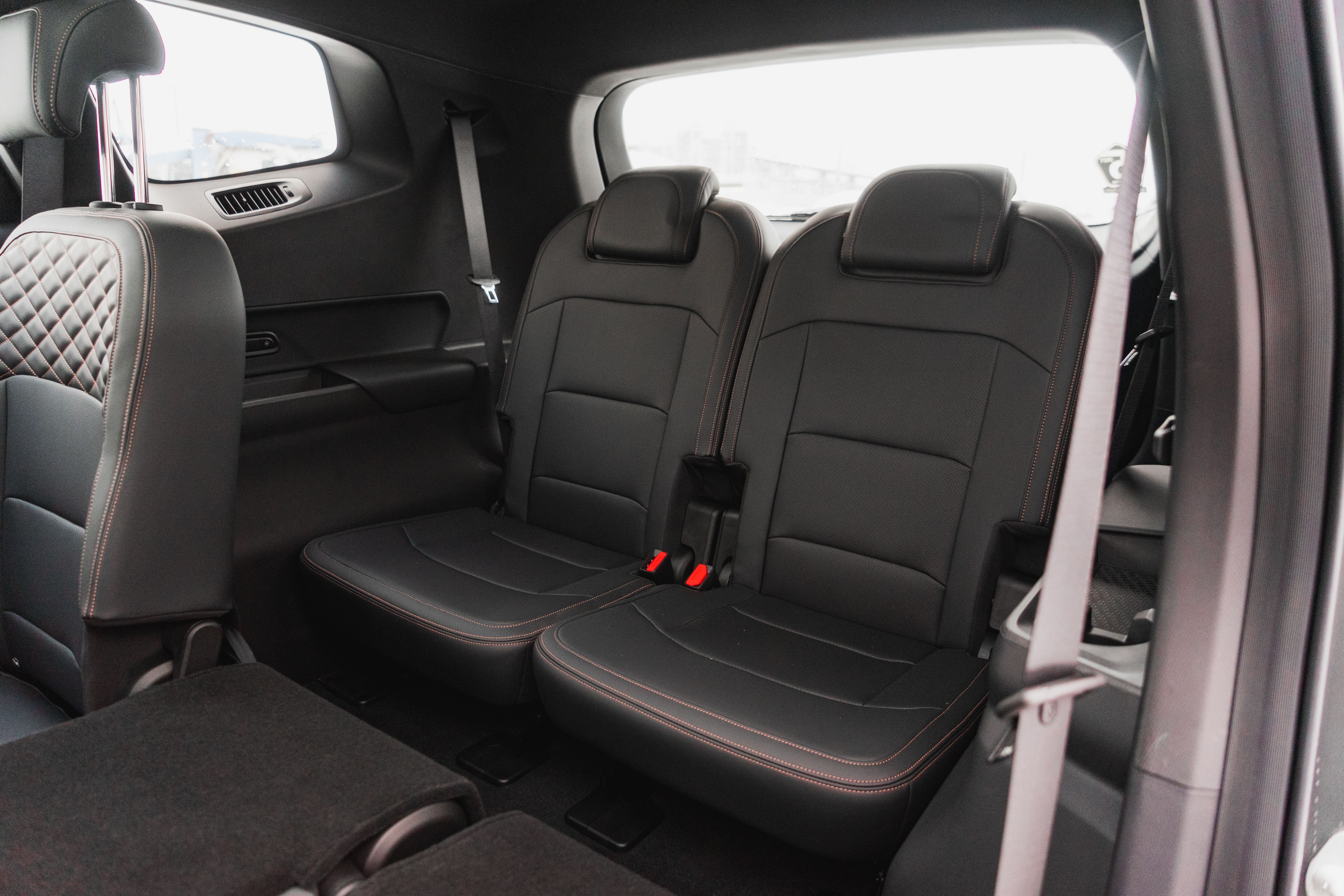 Geely OKAVANGO Flagship