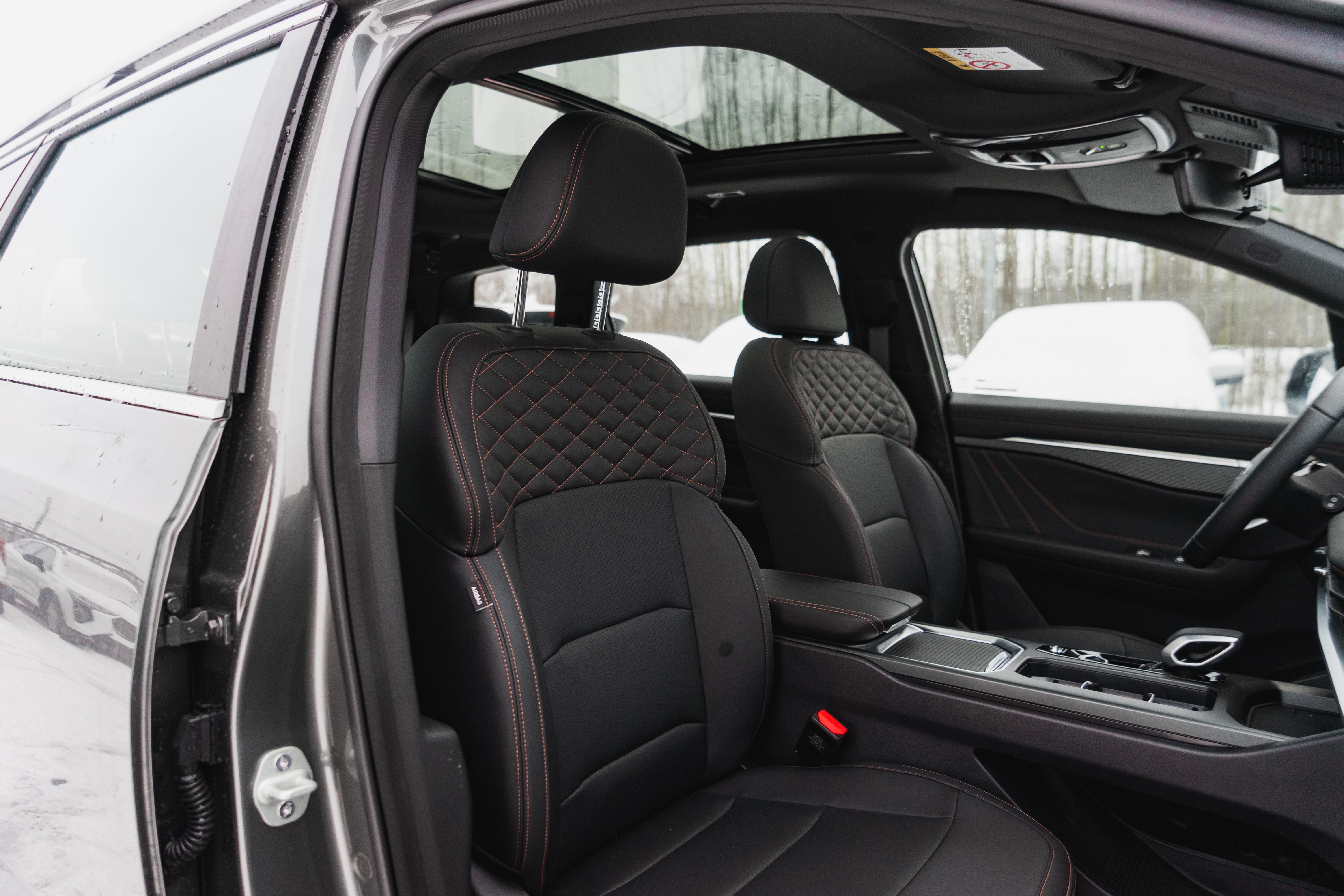 Geely OKAVANGO Flagship