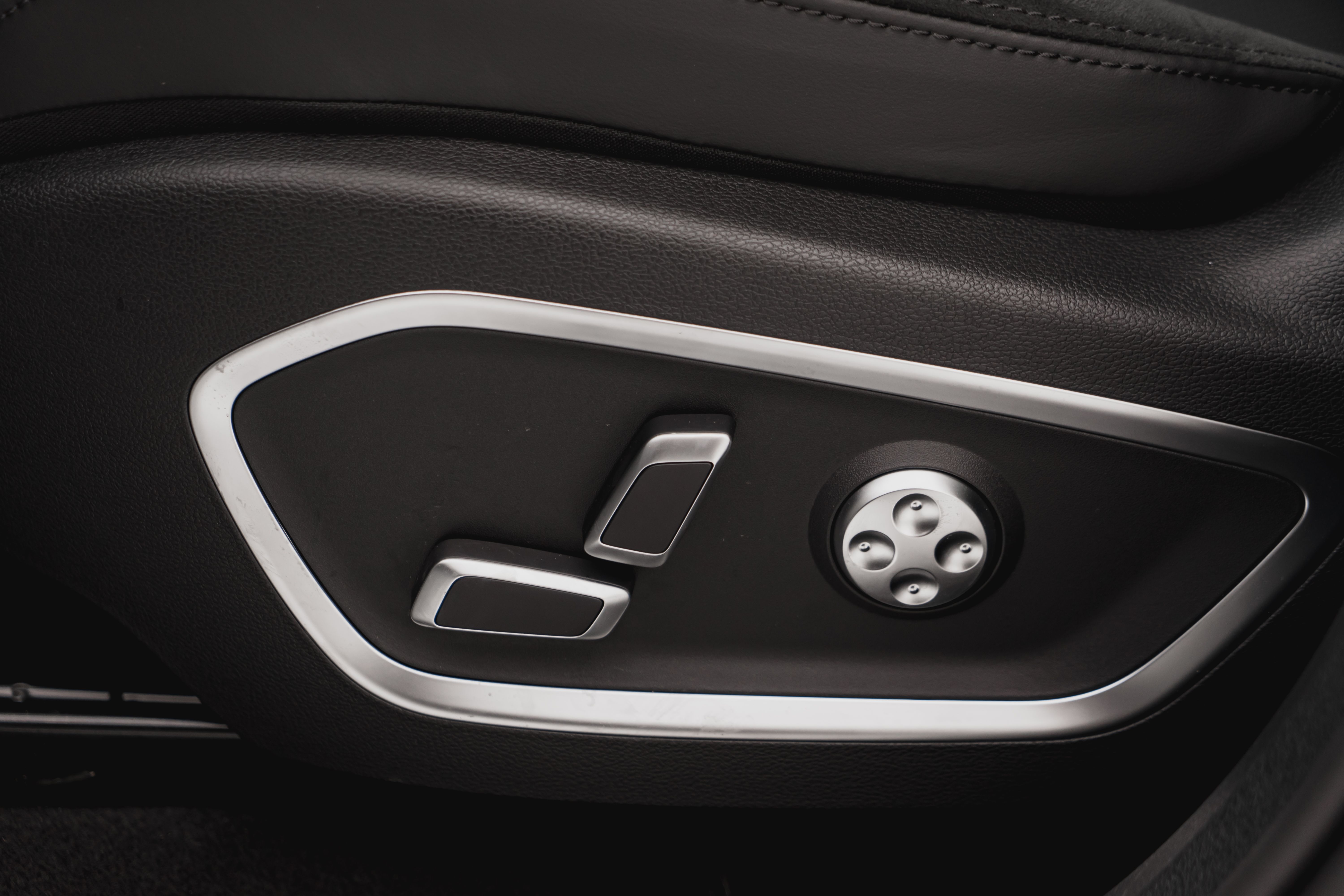 Knewstar 001 Flagship