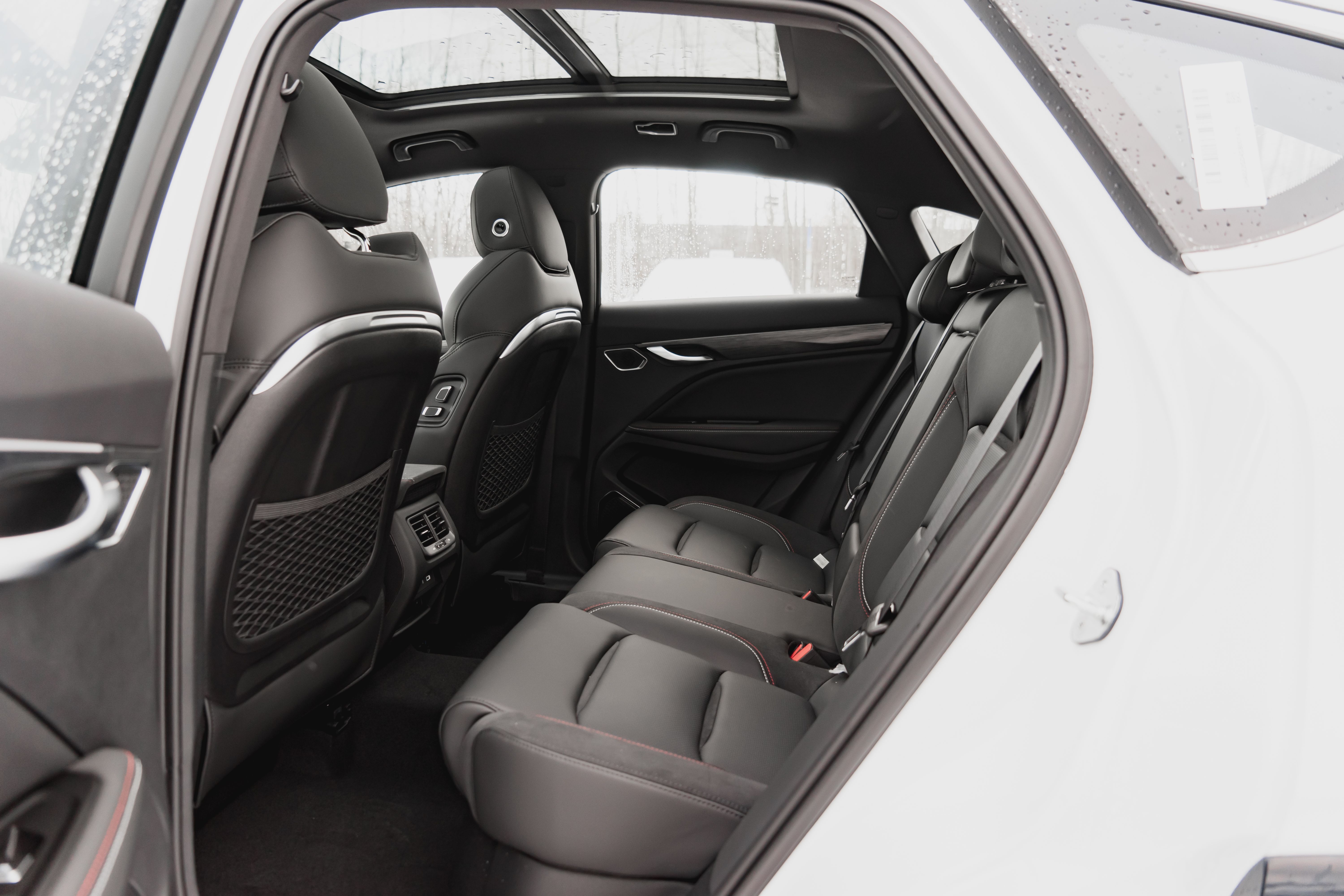 Knewstar 001 Flagship