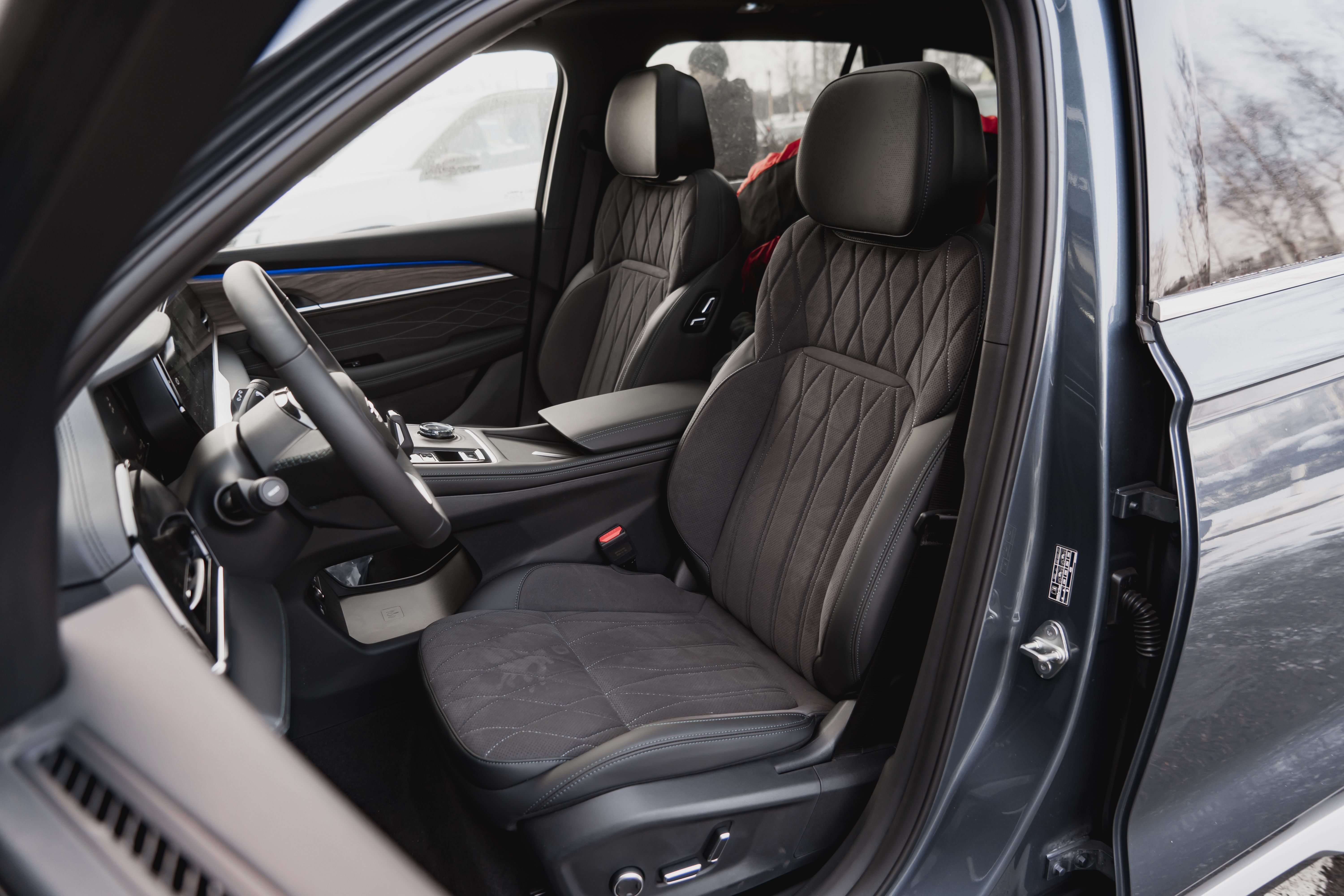 Geely MONJARO Flagship SE 2.0T 8AT 4WD