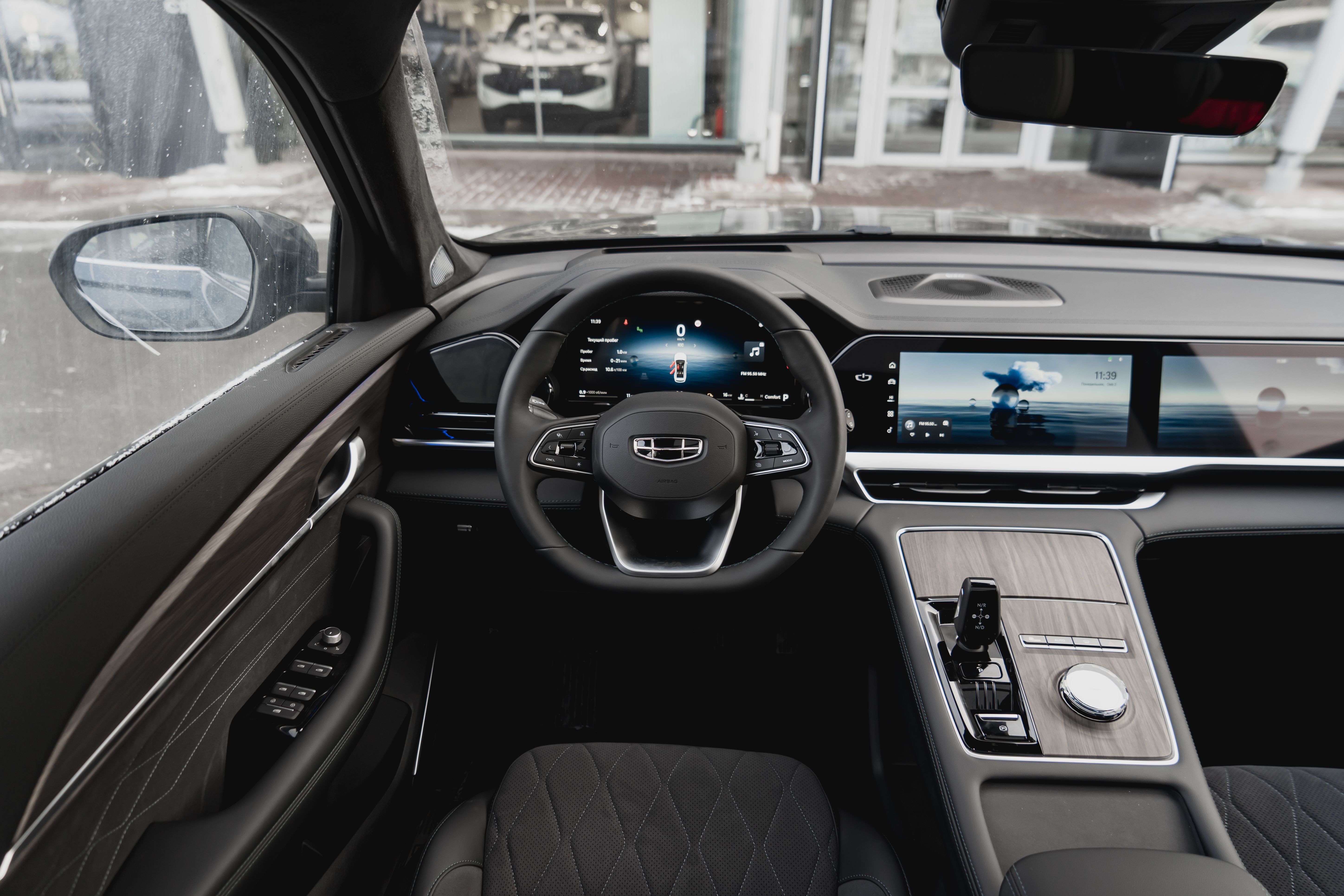 Geely MONJARO Flagship SE 2.0T 8AT 4WD