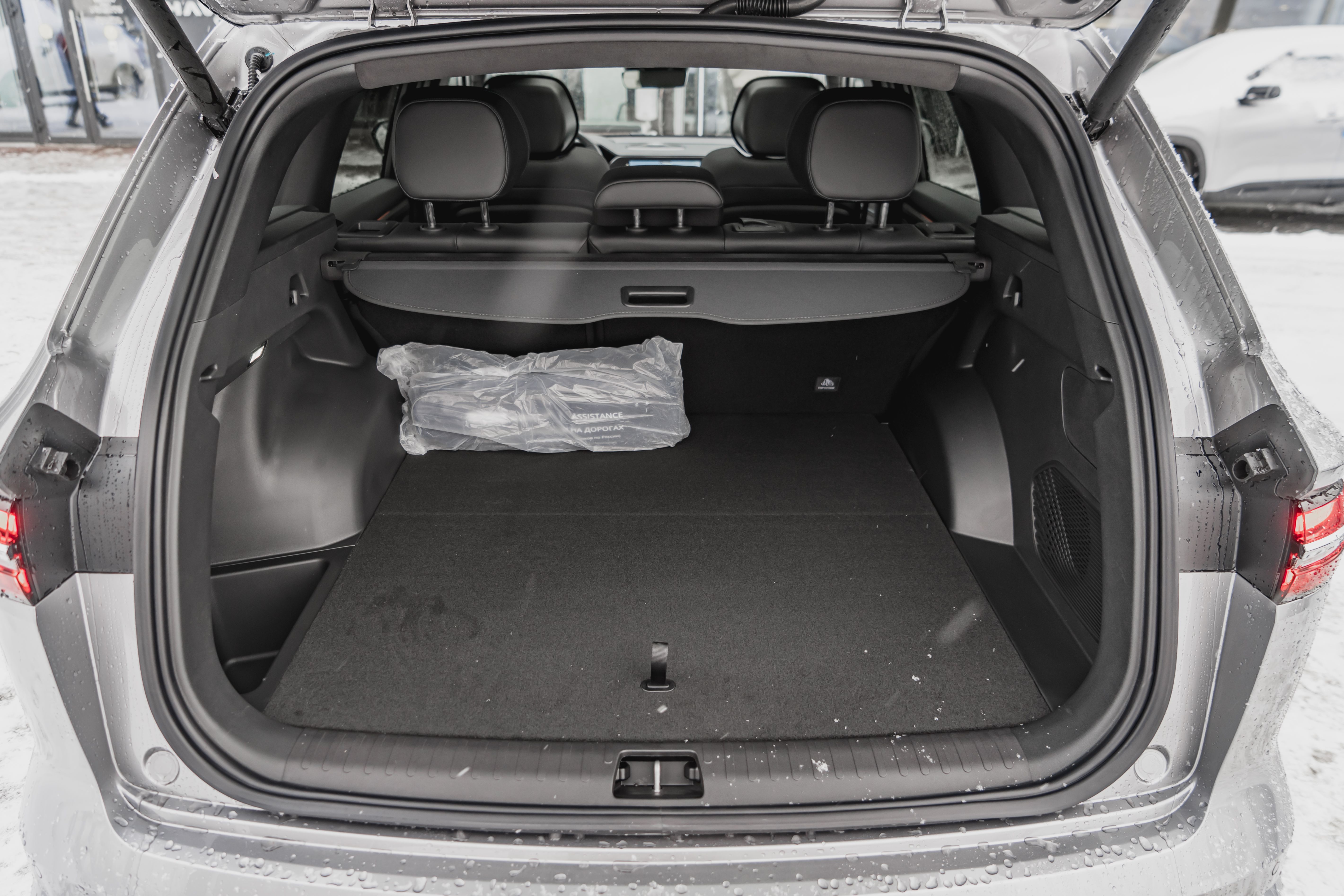 Geely MONJARO Flagship SE 2.0T 8AT 4WD